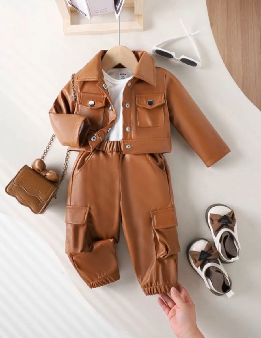 Unbranded Brown Faux Leather Girls Jacket and Cargo Trousers Set – Size 2 years, Unbranded, 2 years, New condition — preloved on SilentSale®
