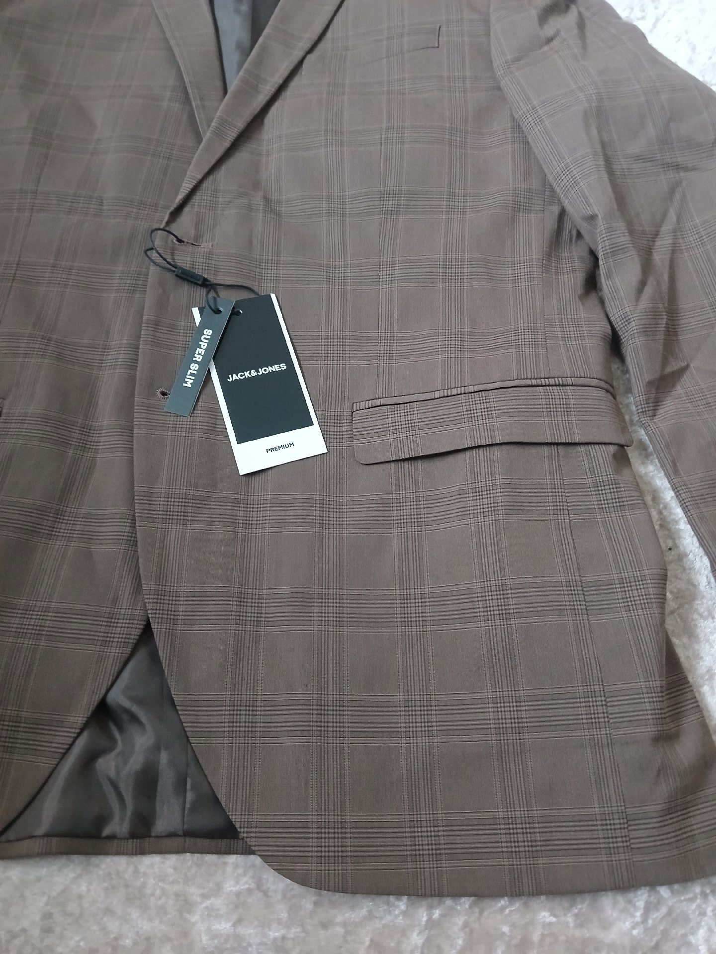 Jack & Jones Brown Check Blazer UK 42R Super Slim (Fits like M‑Large), Jack & Jones, 42R, New condition — preloved on SilentSale®