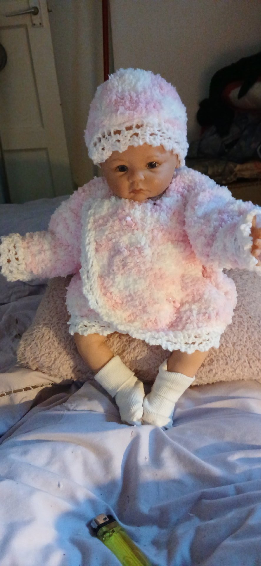 Fluffy cardiganwith hat, Handmade, 3-6M, Excellent condition — preloved on SilentSale®