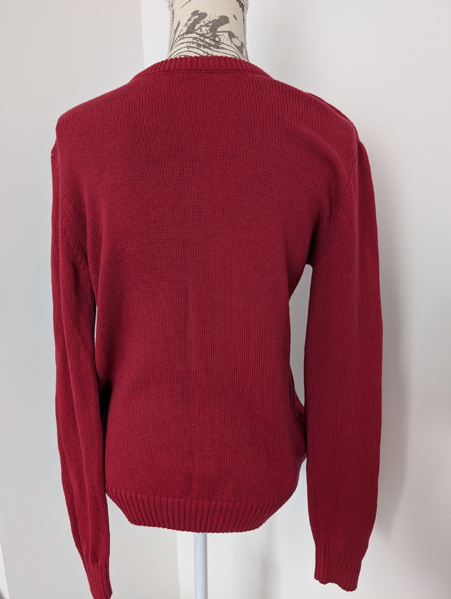 Ugly Christmas Sweater Kit Red Jumper – Size S, Ugly Christmas Sweater Kit, S, Excellent condition — preloved on SilentSale®
