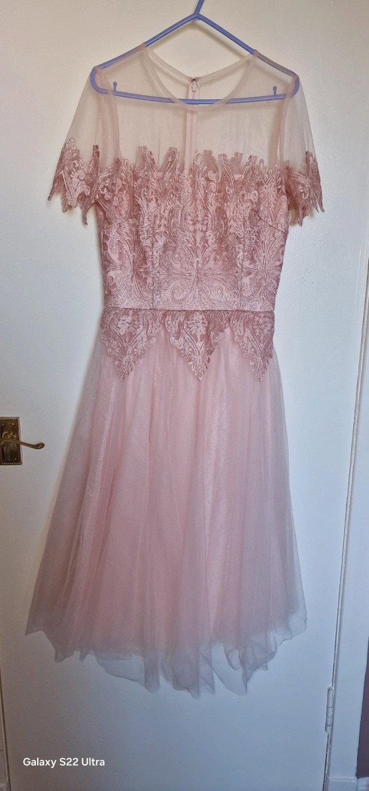 Wedding dresses, Chi Chi London, M / UK 12-14, Excellent condition — preloved on SilentSale®