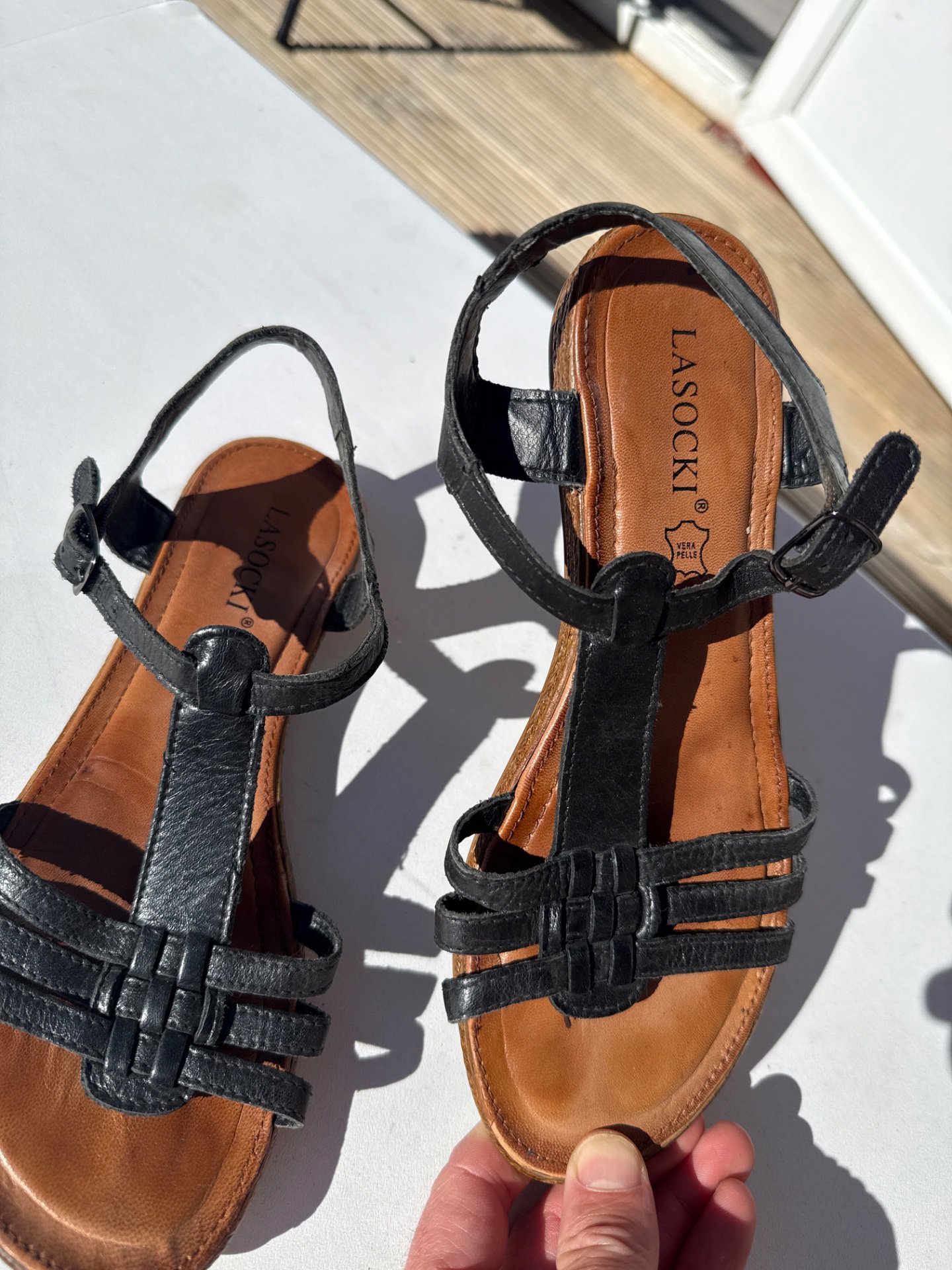 Black Leather Sandals – Size 39, Lasocki, 4, Excellent condition — preloved on SilentSale®