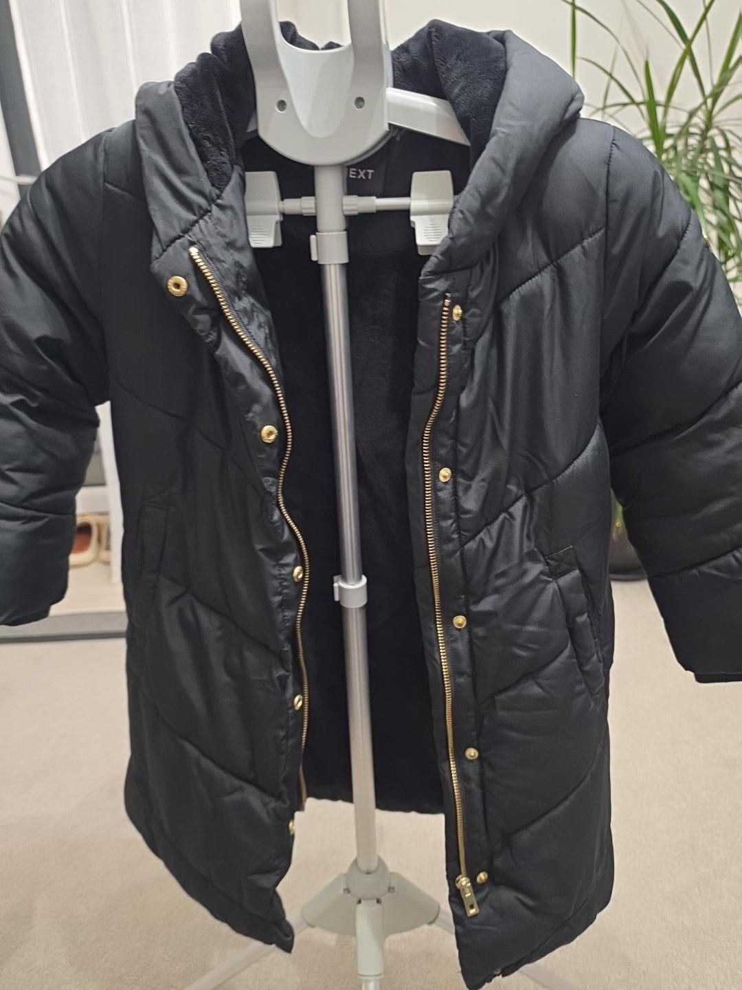 NEXT Girls Black Hooded Puffer Winter Coat Age 7 / 122cm – Fleece Lined, Next, 7 years, Excellent condition — preloved on SilentSale®