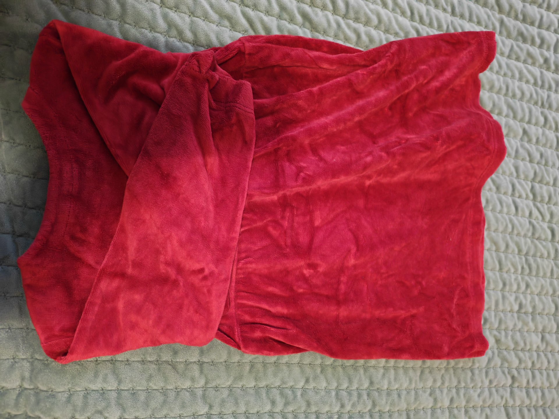 H&M Red Minnie Mouse Velour Dress – 18-24M, H&M, 18-24M, Good condition — preloved on SilentSale®