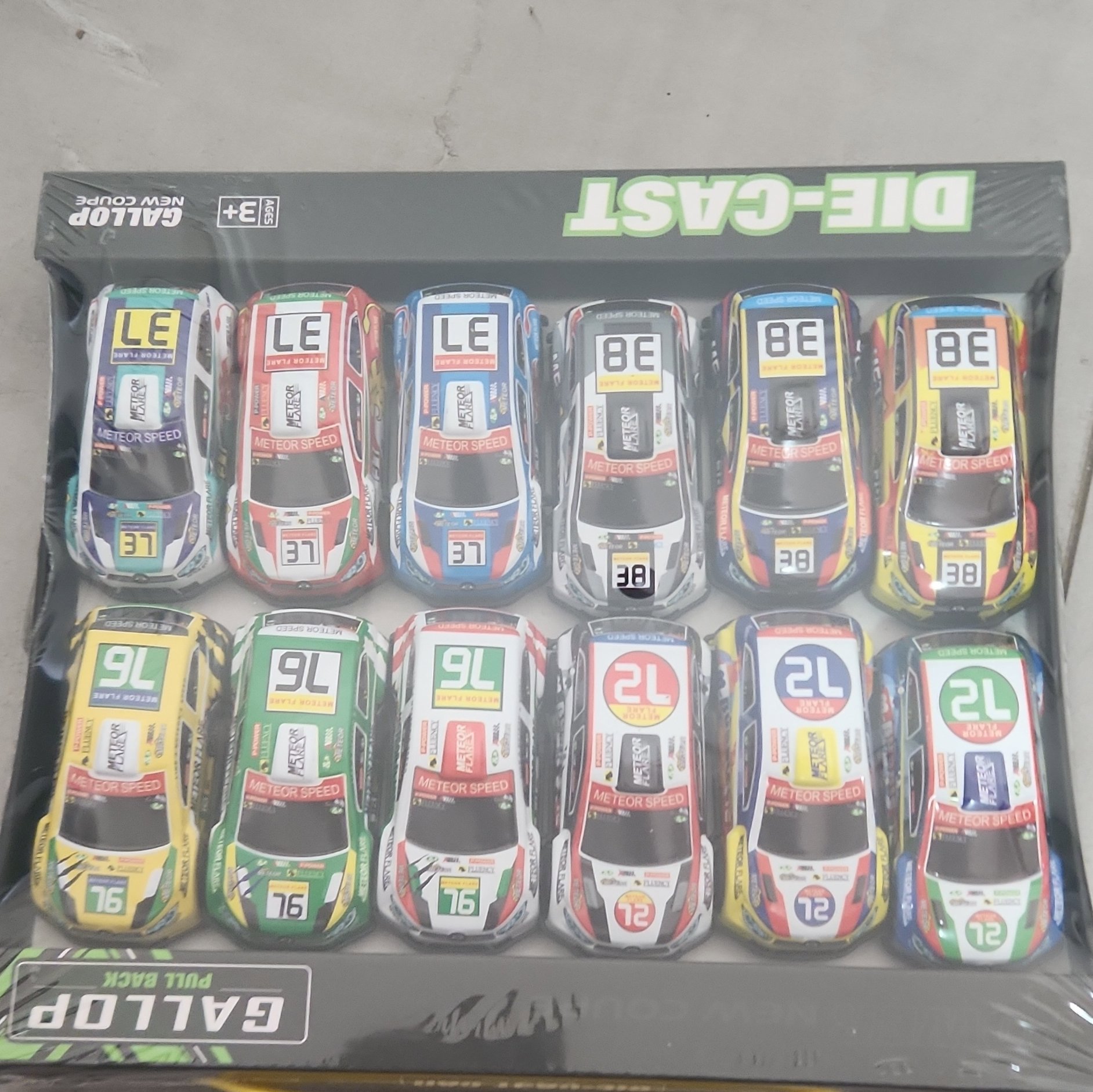 Die-Cast Plastic Model Racing Cars Set 12 Pieces, Unbranded, One Size, New condition — preloved on SilentSale®