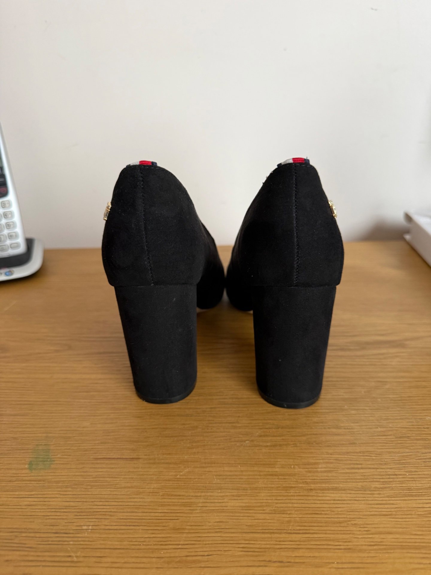 Tommy Hilfiger shoes, Tommy Hilfiger, 5, Excellent condition — preloved on SilentSale®