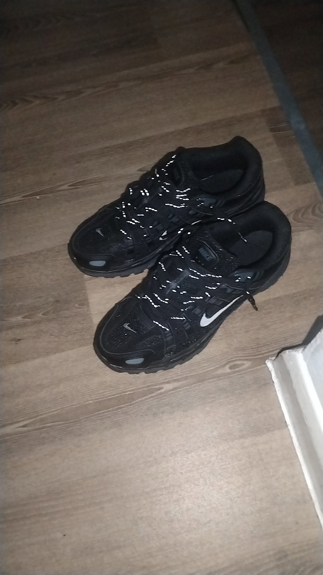 Nike P-6000 Black Trainers, Nike, 9, Excellent condition — preloved on SilentSale®