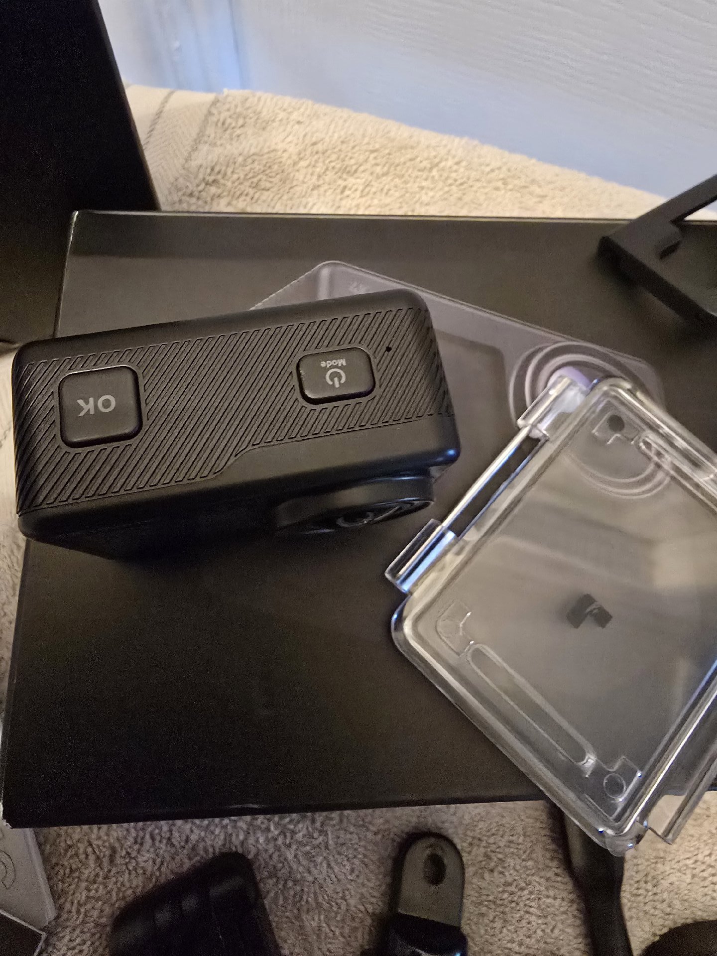 Surfola SF530 Action Camera with Accessories, Surfola, One Size, New condition — preloved on SilentSale®