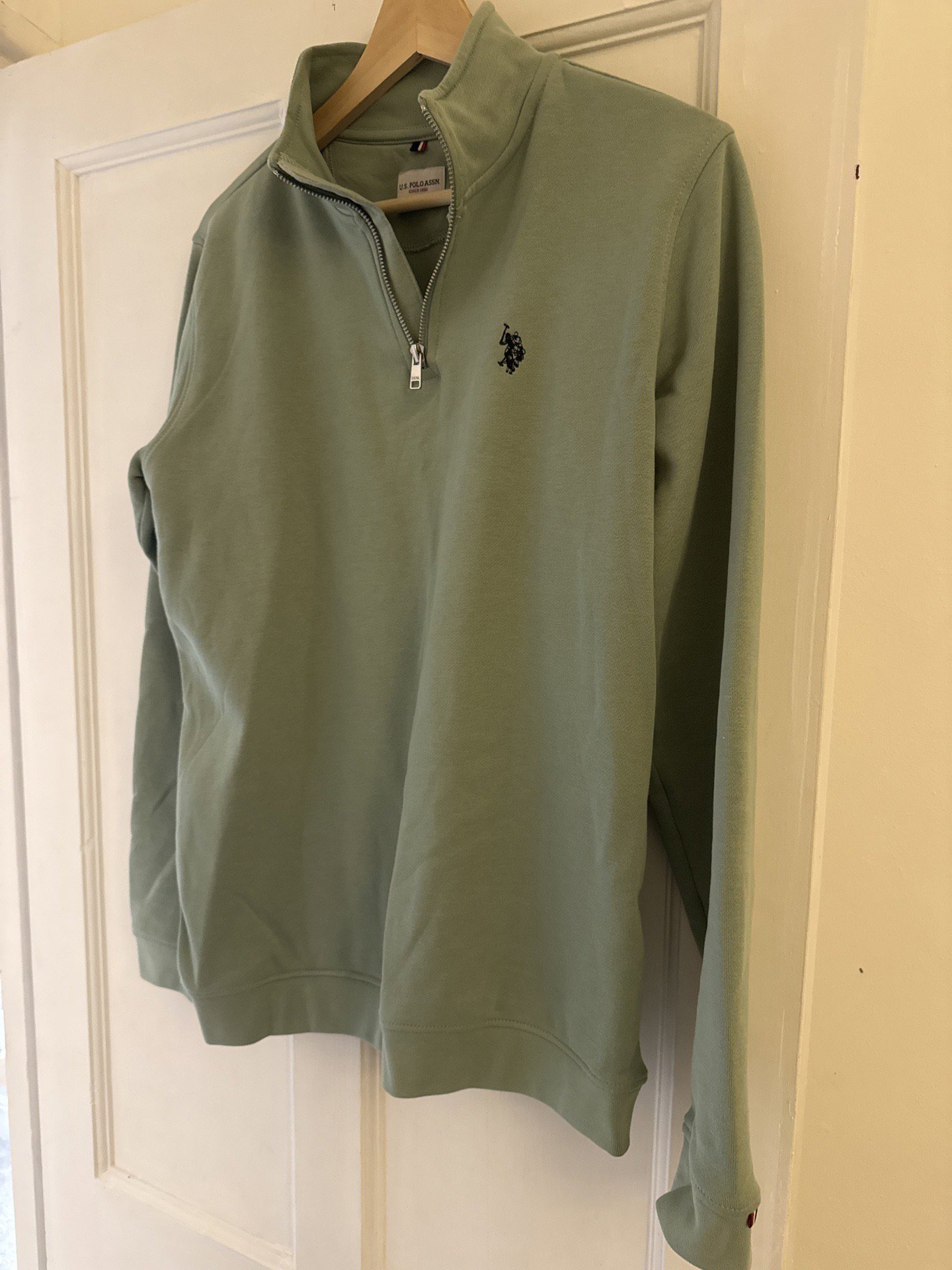U.S. Polo Assn. Green Quarter Zip Sweatshirt – Size 14-15, U.S. Polo Assn, 14-15, Excellent condition — preloved on SilentSale®