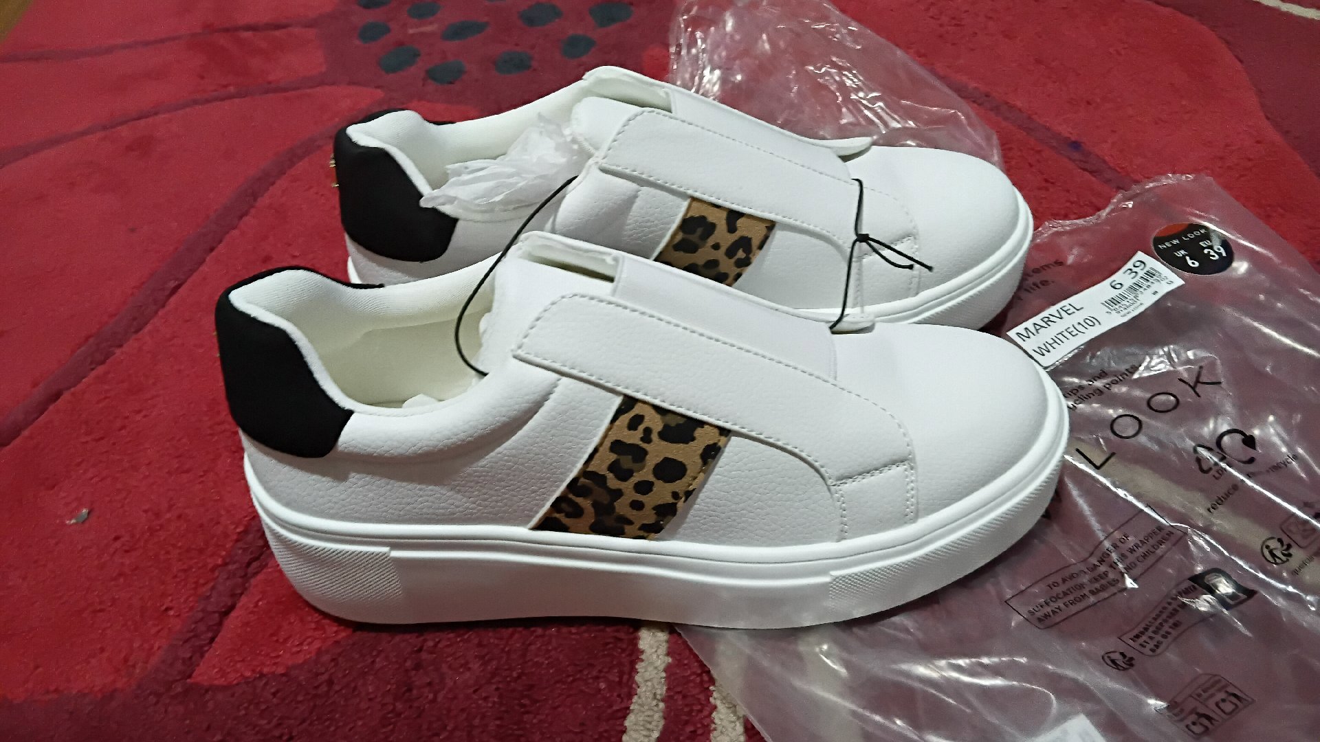 New Look Marvel White Slip On Trainers – UK 6, New Look, 6, New condition — preloved on SilentSale®