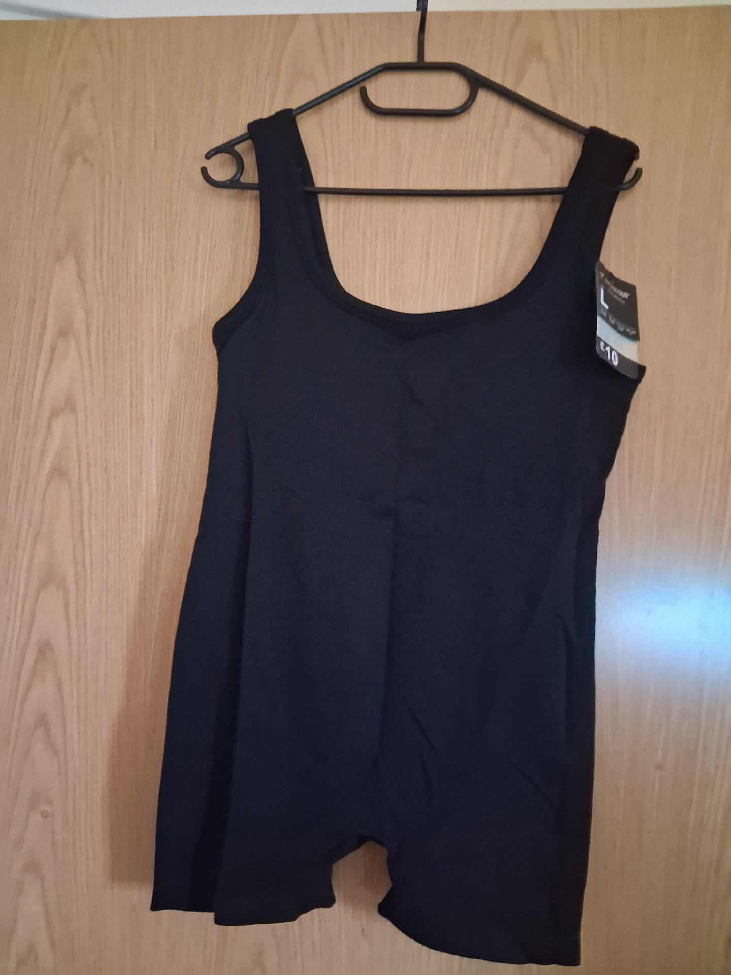 Proline Black Sleeveless Sports Bodysuit – Size L, Proline, L, New condition — preloved on SilentSale®