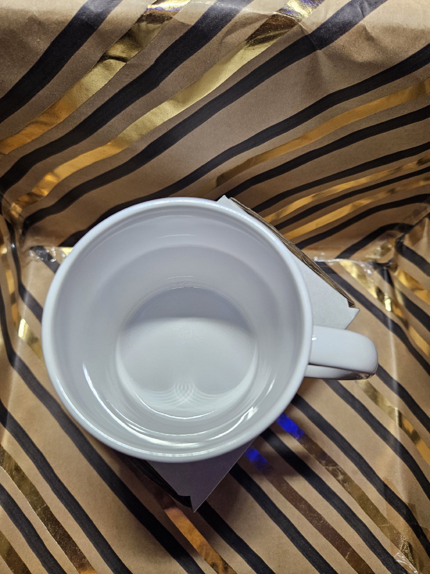 Ceramic Mug Family Is Love Print, Unbranded, One Size, New condition — preloved on SilentSale®