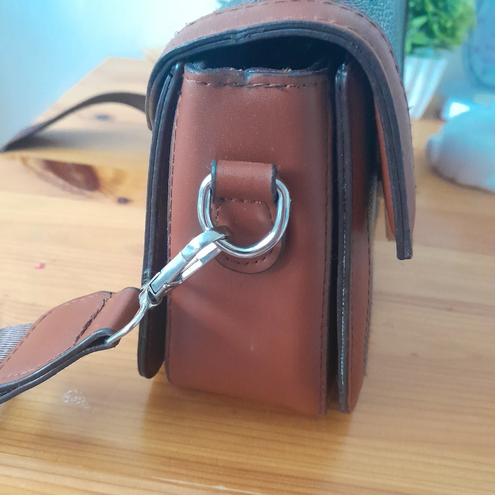 Ladies handbag , Ladies, Small, Excellent condition — preloved on SilentSale®