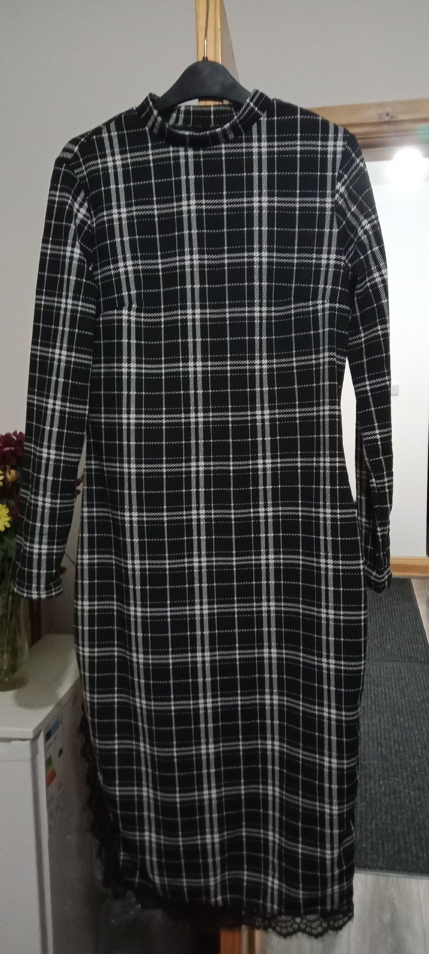 Black and White Checked Long Sleeve Midi Dress, Shein, 16, Like New condition — preloved on SilentSale®