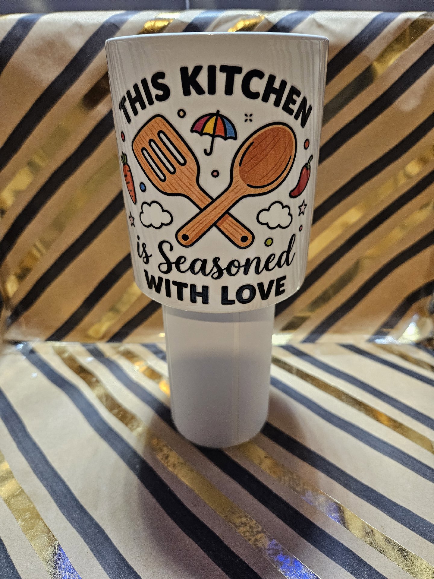 Ceramic Kitchen Mug with 'Seasoned with Love' Print, Unbranded, One Size, New condition — preloved on SilentSale®