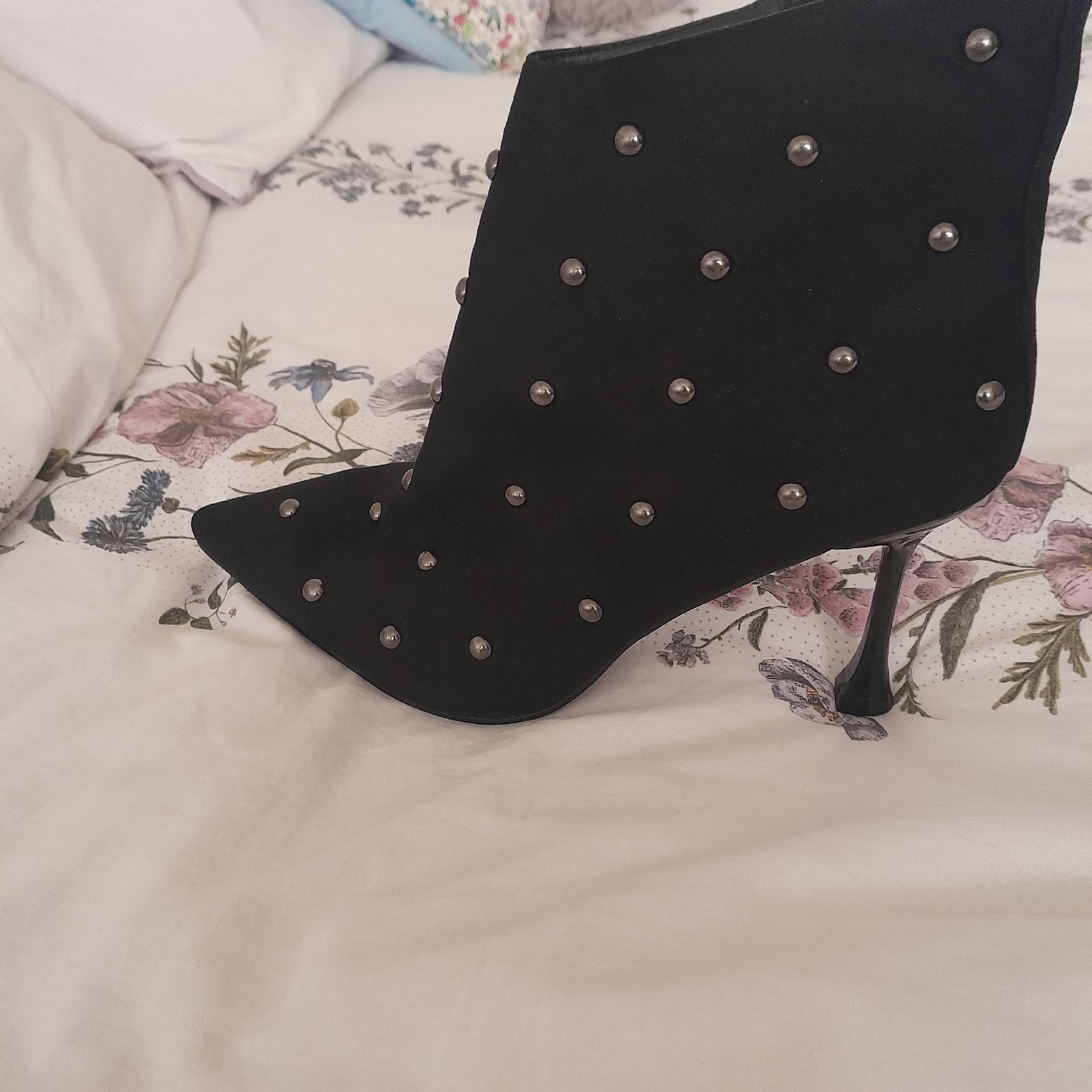 Ladies shoes , Lipsy, UK 7W, Excellent condition — preloved on SilentSale®