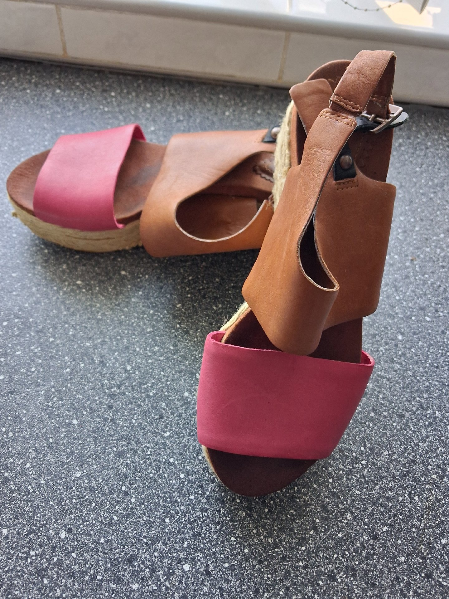 Clarks Brown and Pink Leather Wedge Espadrilles size 4/37– UK 4, Clarks, 4, Good condition — preloved on SilentSale®