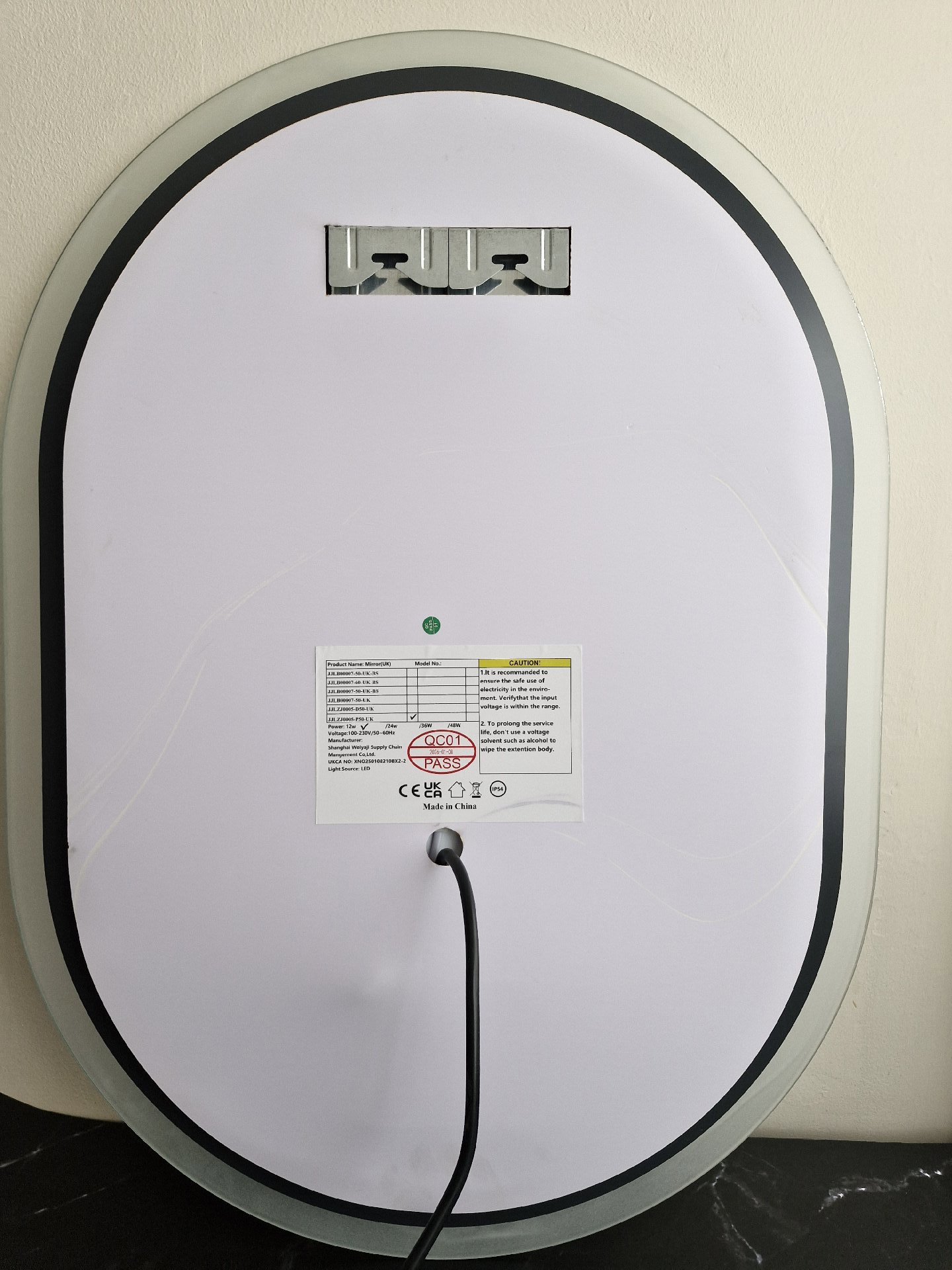 Oval Wall Mirror with LED Light Strip, srtvietae, One Size, New condition — preloved on SilentSale®