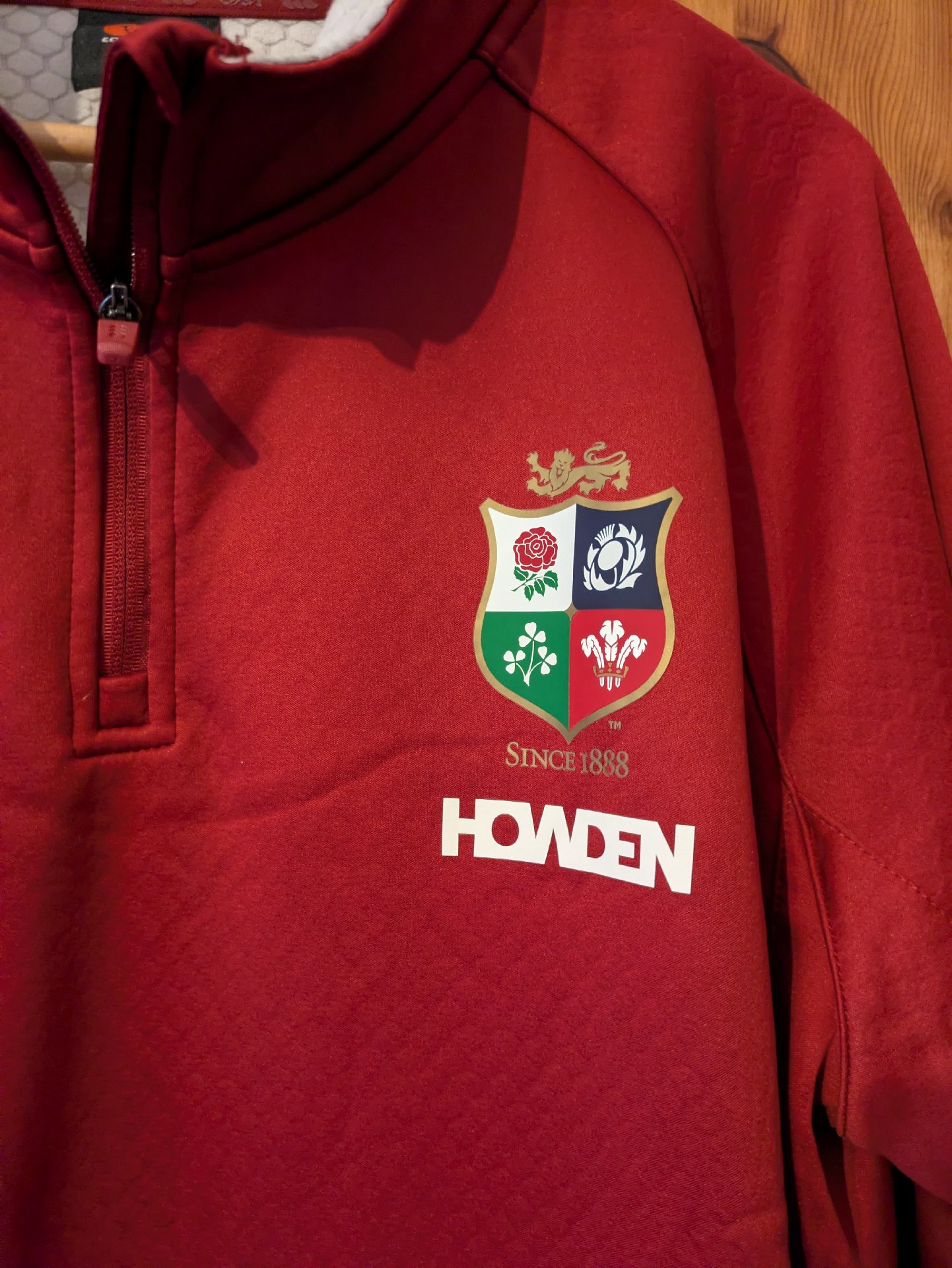 Canterbury Red British & Irish Lions Rugby Sweatshirt – XXXL, Canterbury, XXXL, Excellent condition — preloved on SilentSale®