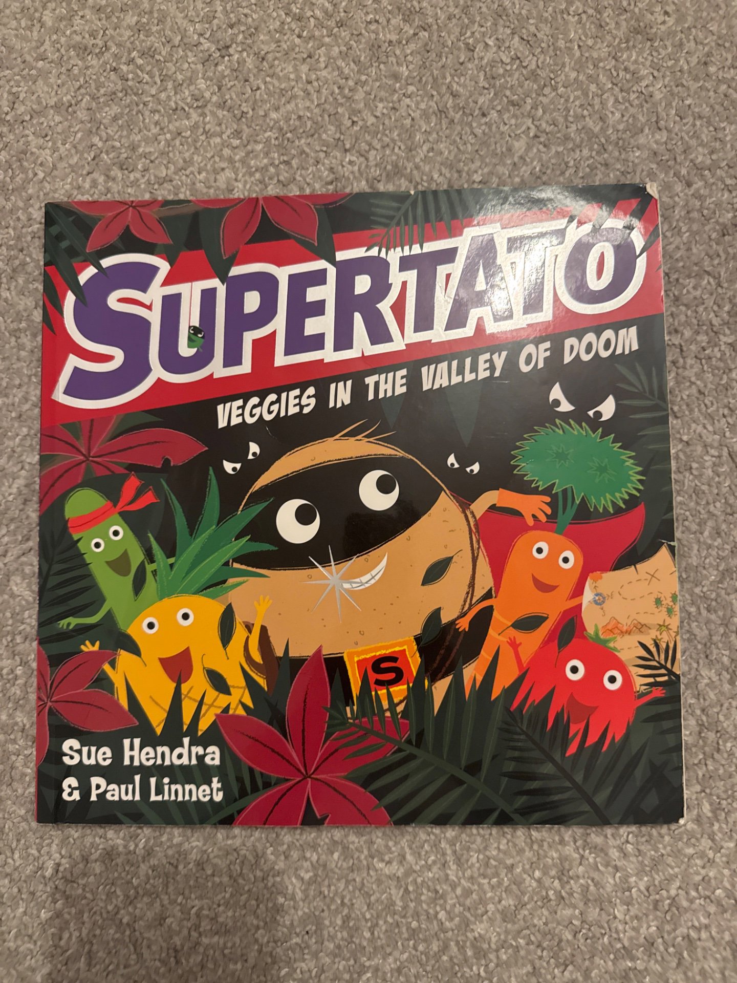 Supertato Veggies In The Valley Of Doom Children's Book, Unbranded, One Size, Good condition — preloved on SilentSale®