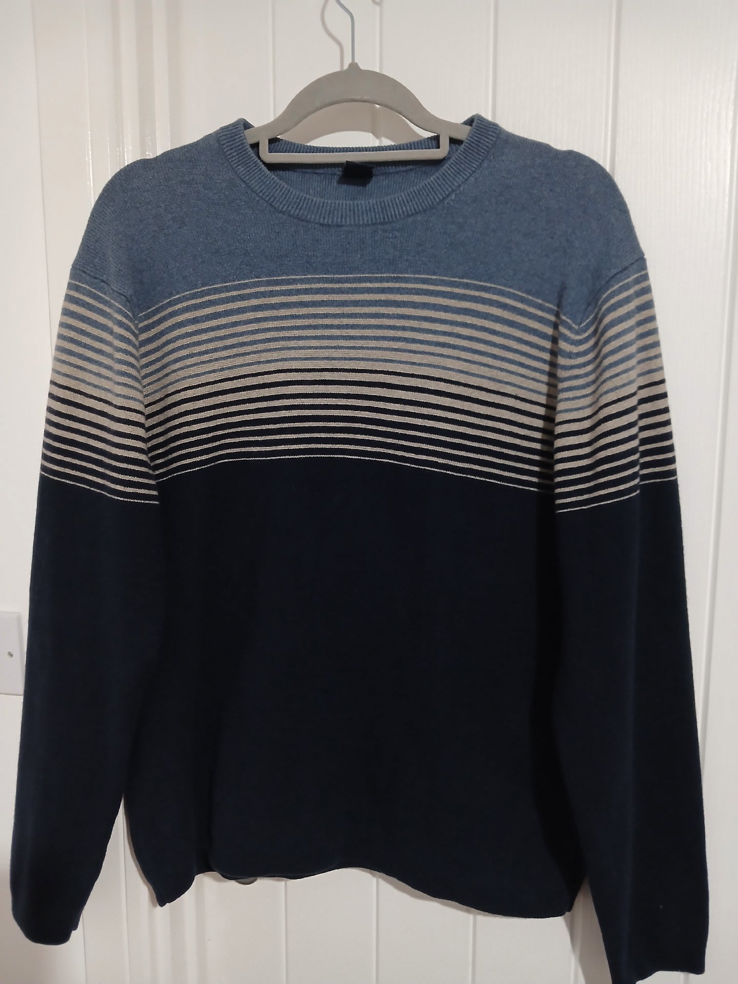 Men's jumper Size L from GAP , Gap, L, Good condition — preloved on SilentSale®