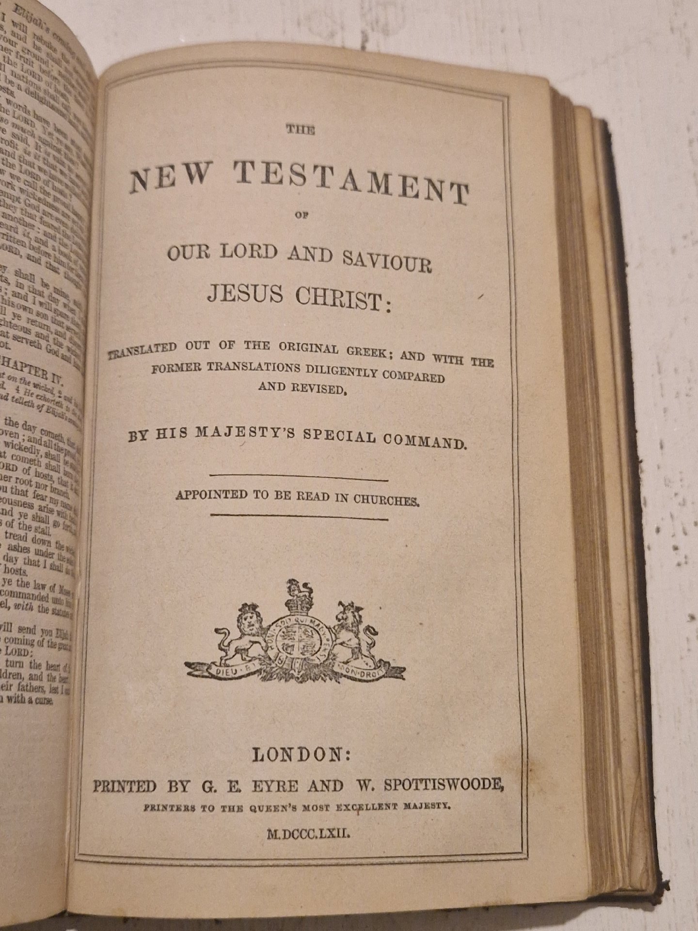 Holy Bible Vintage Leather Bound Book, Vintage, One Size, Good condition — preloved on SilentSale®