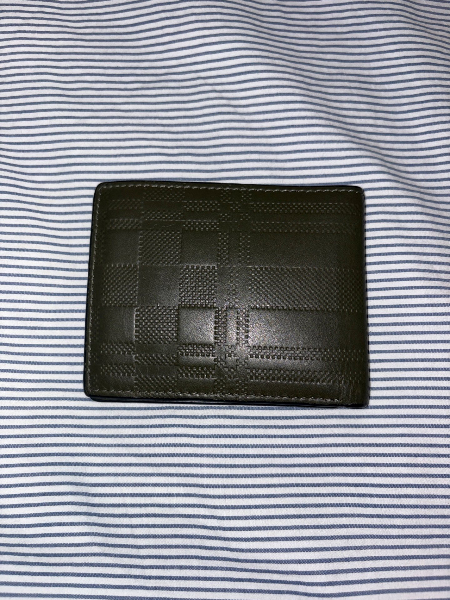 Fossil Dark Green Leather Men's Wallet, Fossil, One Size, Good condition — preloved on SilentSale®