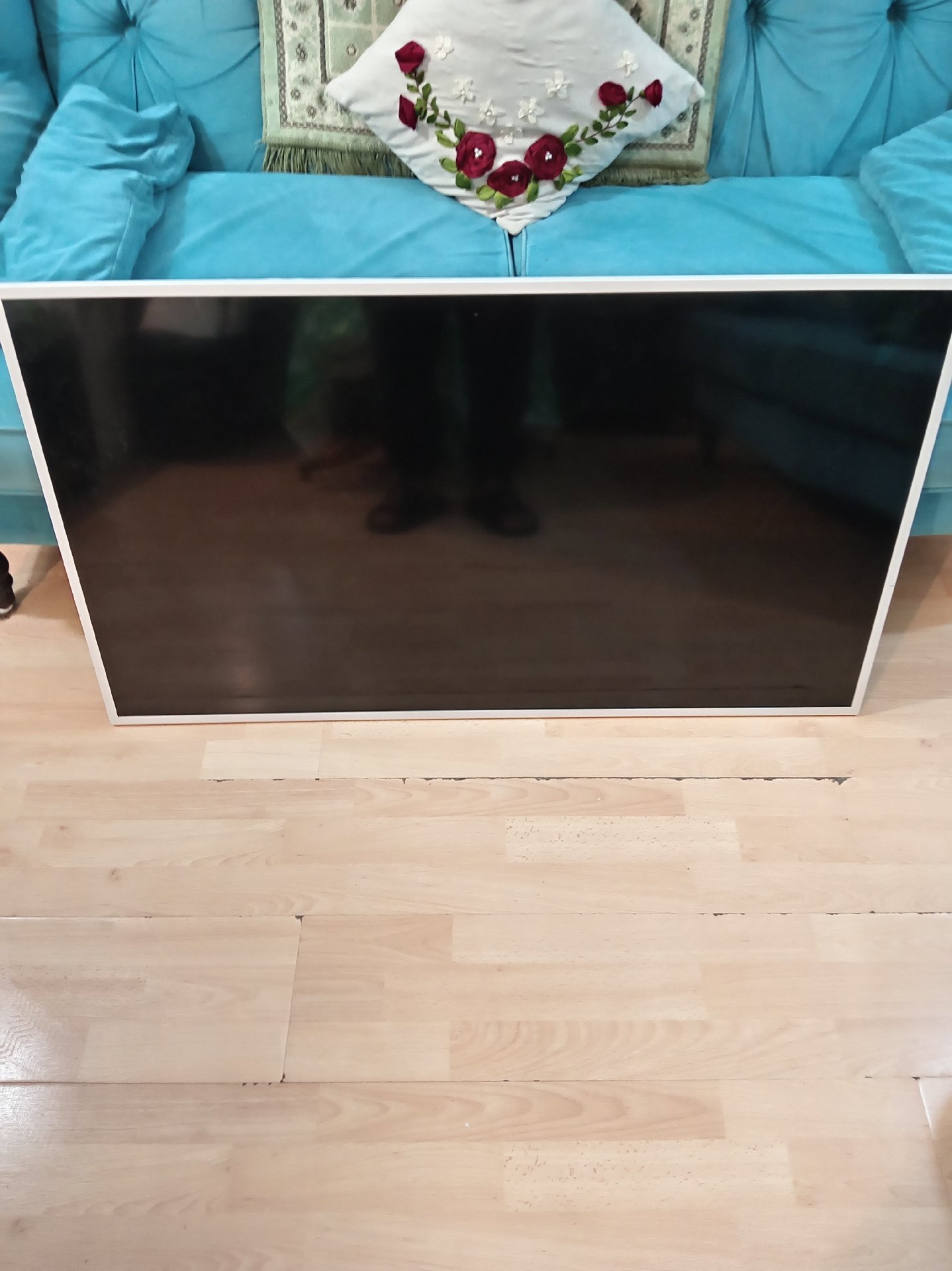 Samsung LTJ460HW07-B TV Screen Panel, Samsung, One Size, Poor condition — preloved on SilentSale®