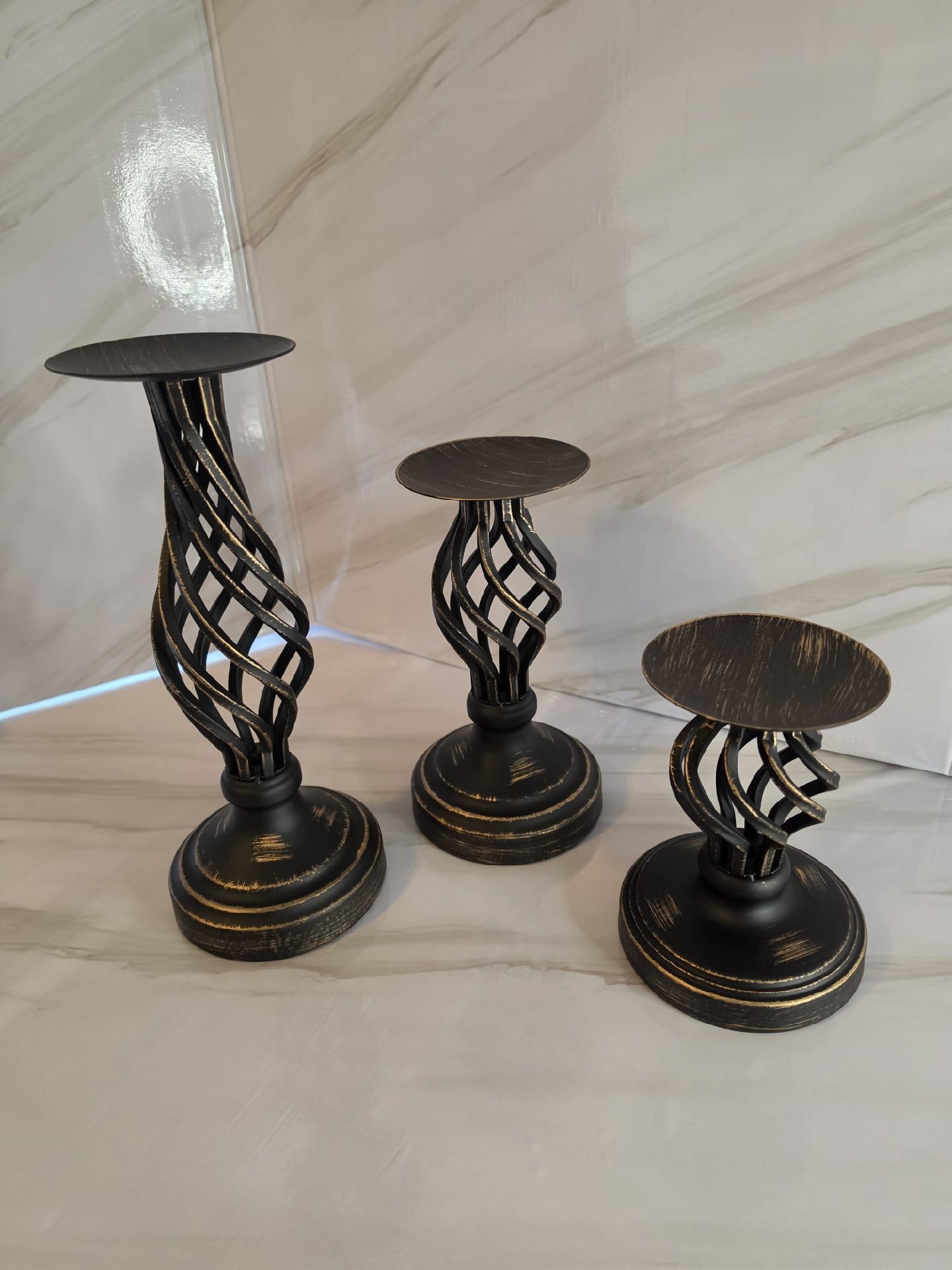 Set of 3 Black Metal Decorative Candle Holders with Yellow LED Candles, Unbranded, One Size, New condition — preloved on SilentSale®