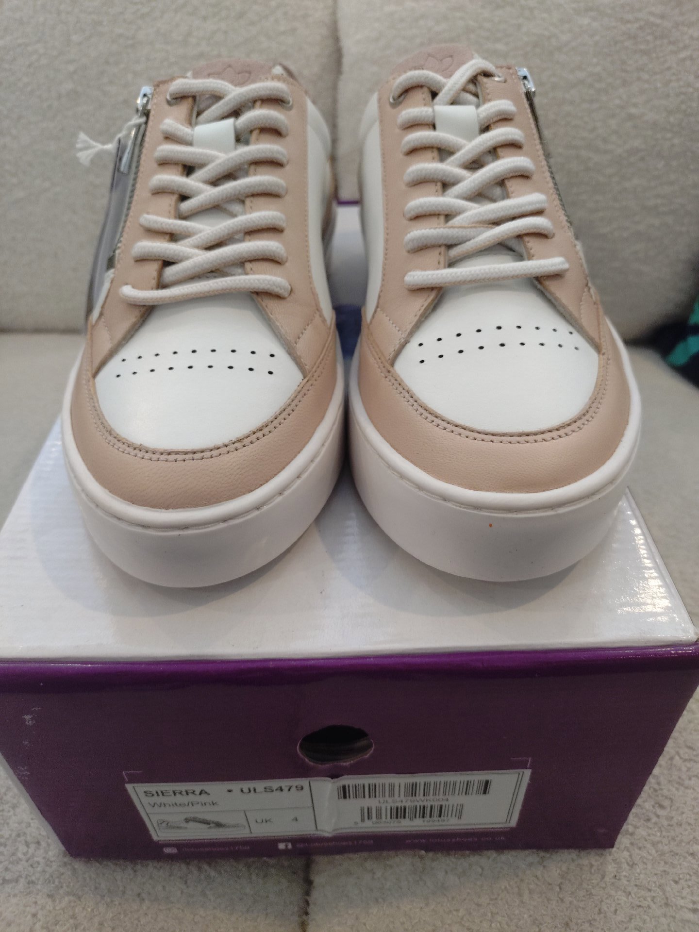 Skechers Sierra White and Pink Trainers – UK 4, Lotus, 4, New condition — preloved on SilentSale®