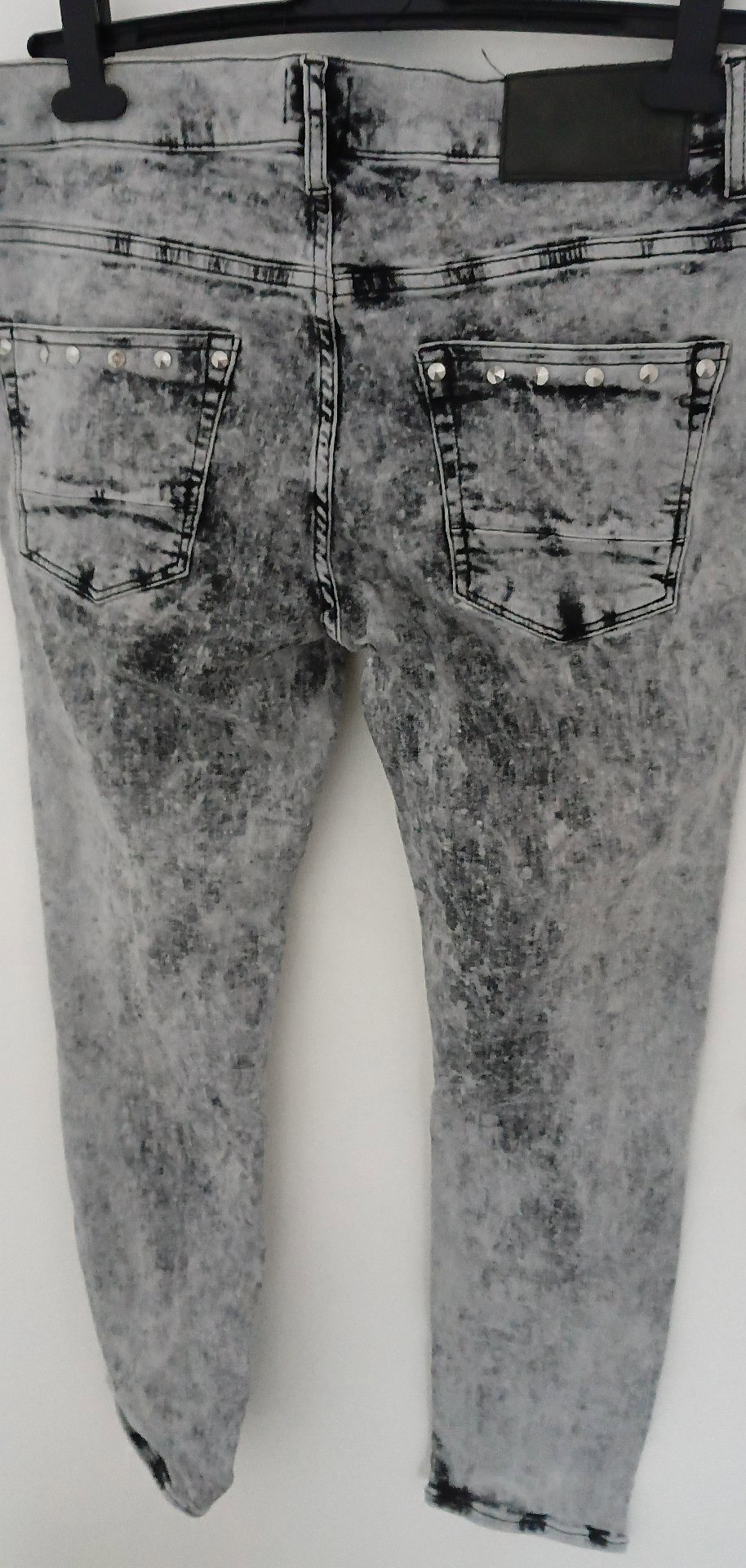 River Island Black Acid Wash Skinny Jeans – UK 30S, River Island, UK 30S, Excellent condition — preloved on SilentSale®