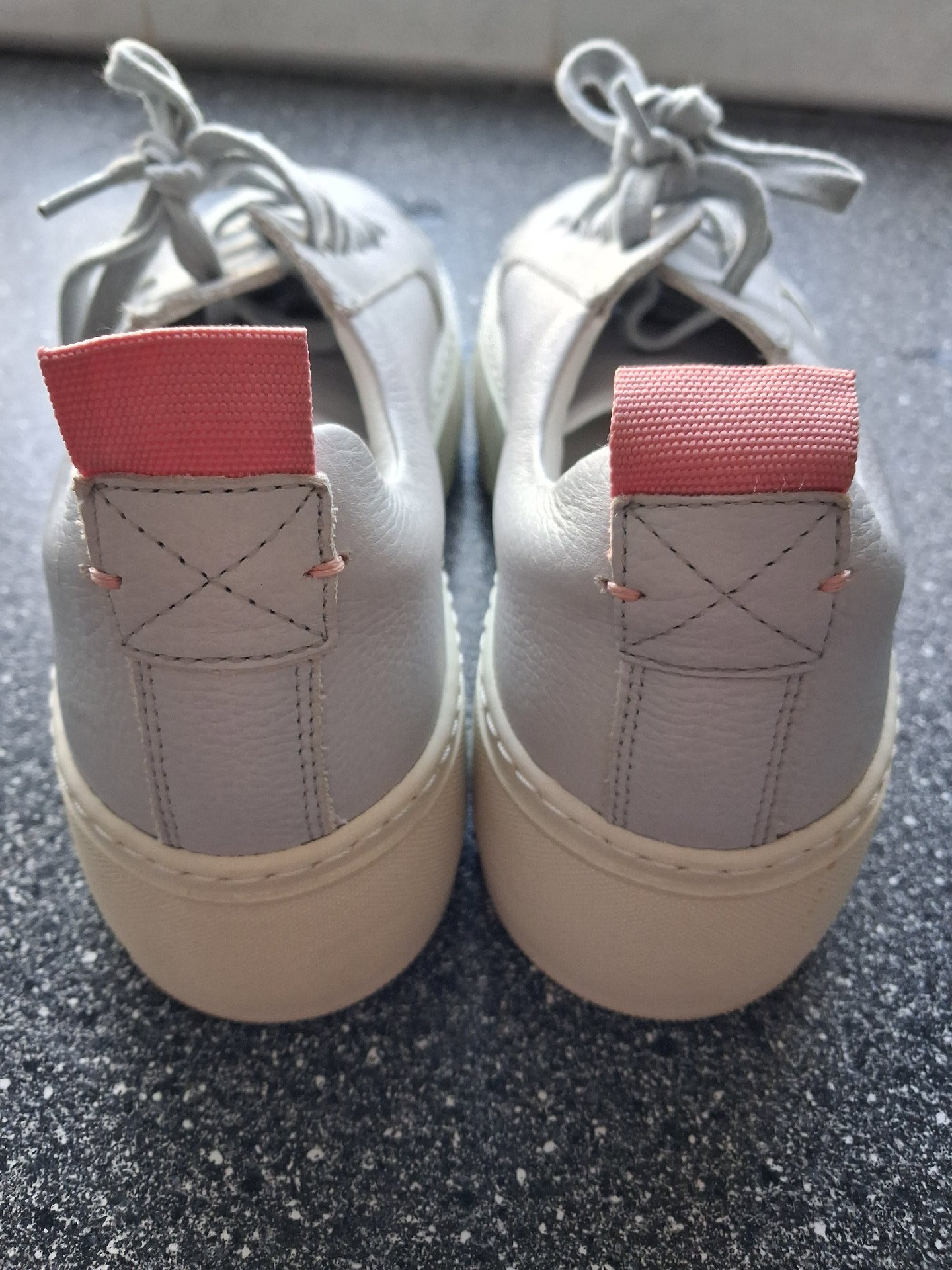 Kiin White Leather Platform Trainers – Size 5, Kiin, 5, Excellent condition — preloved on SilentSale®