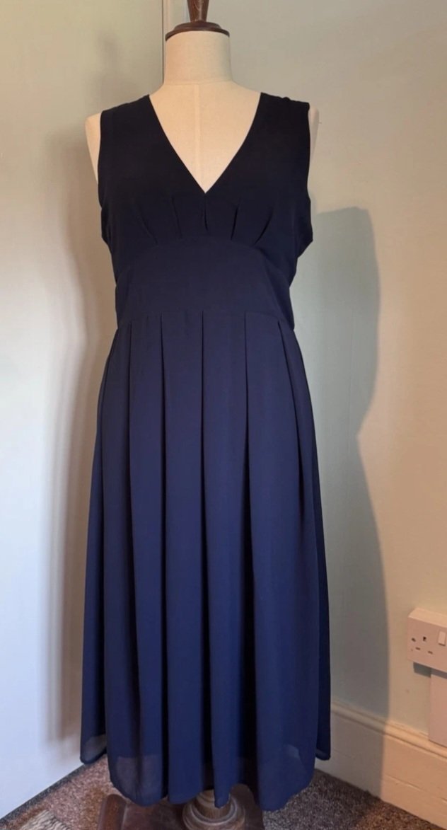 Navy Blue Sleeveless Midi Dress, NAVY, 10, New condition — preloved on SilentSale®