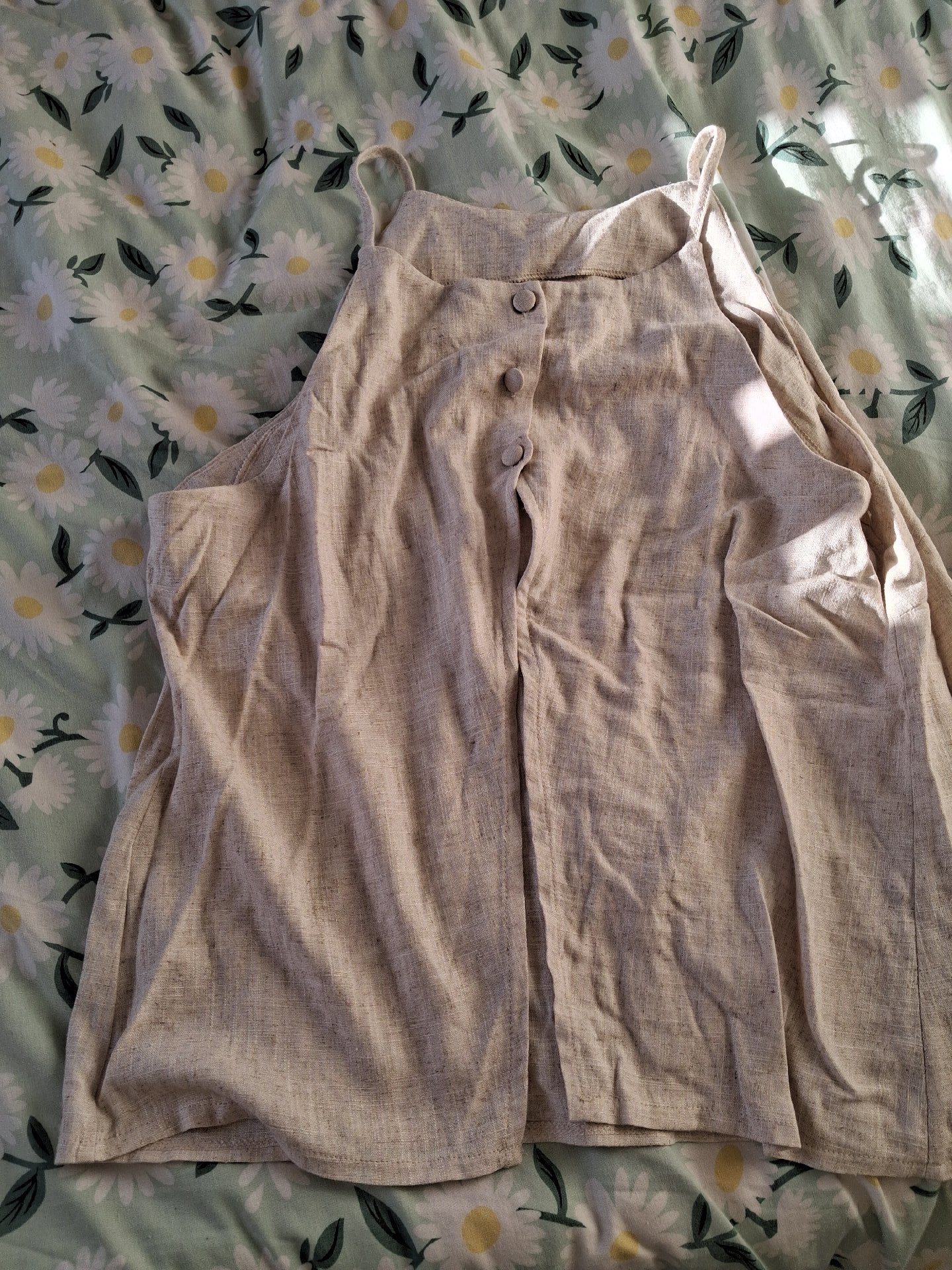 Beige Linen Blend Shorts and Top Set, shien, 24, New condition — preloved on SilentSale®