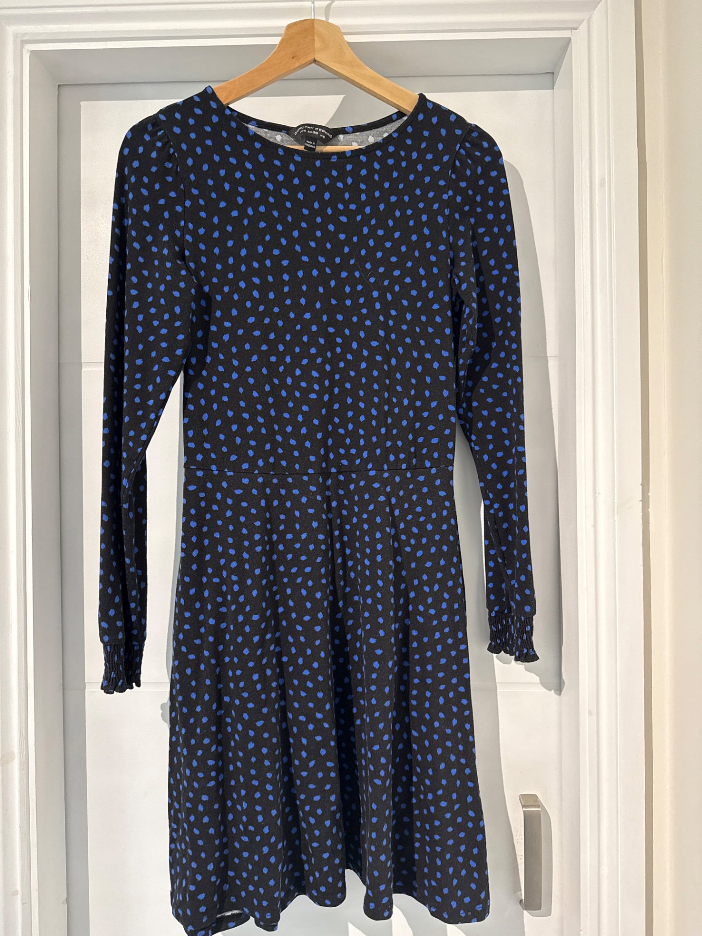 Dorothy Perkins Black Blue Spot Long Sleeve Dress – UK 8, Dorothy Perkins, 8, Excellent condition — preloved on SilentSale®