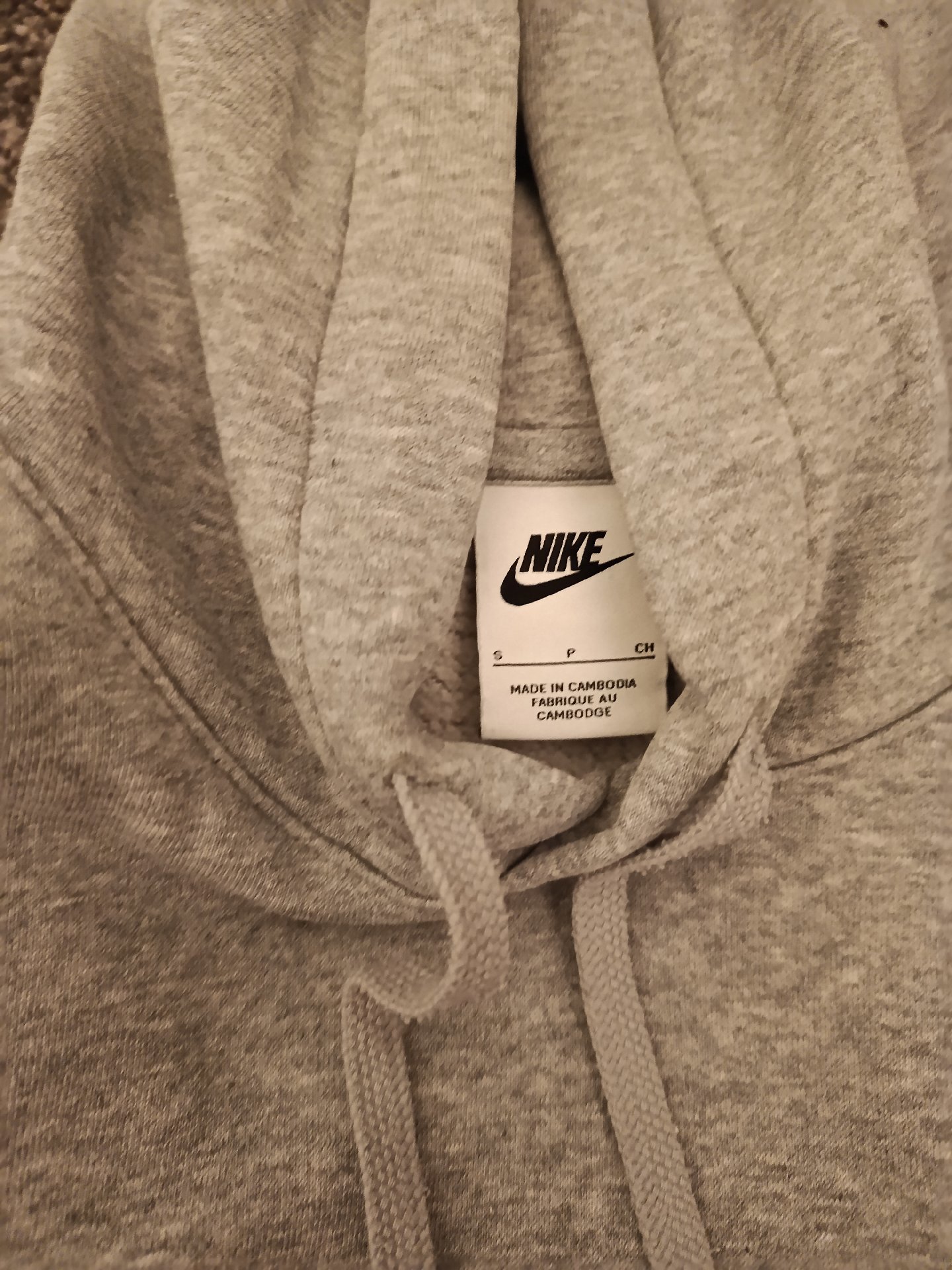 Nike Grey Fleece Hoodie — Size S, Nike, S, Good condition — preloved on SilentSale®