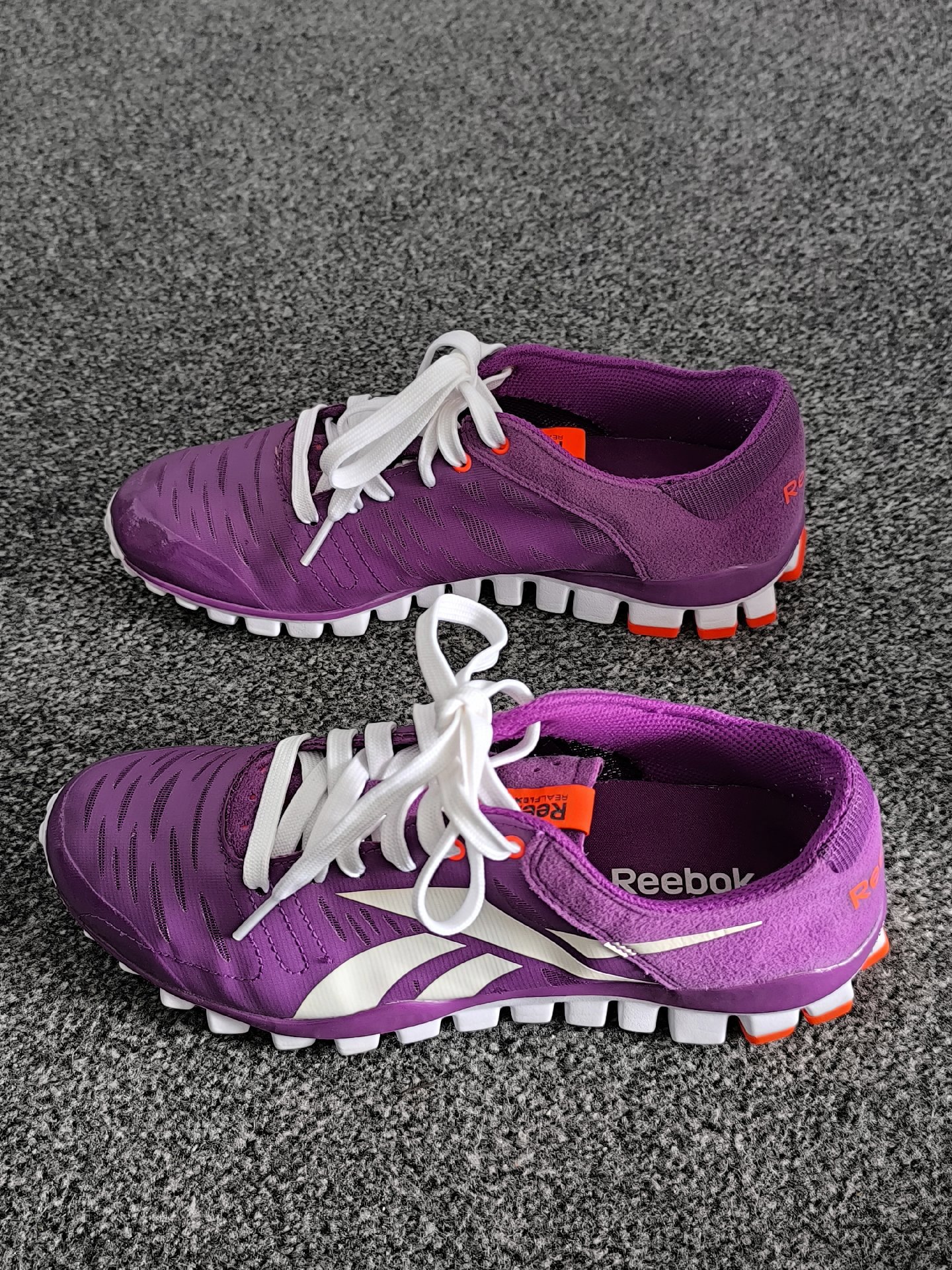 Reebok RealFlex Purple Orange Women's Running Shoes, Reebok, 5.5, Excellent condition — preloved on SilentSale®