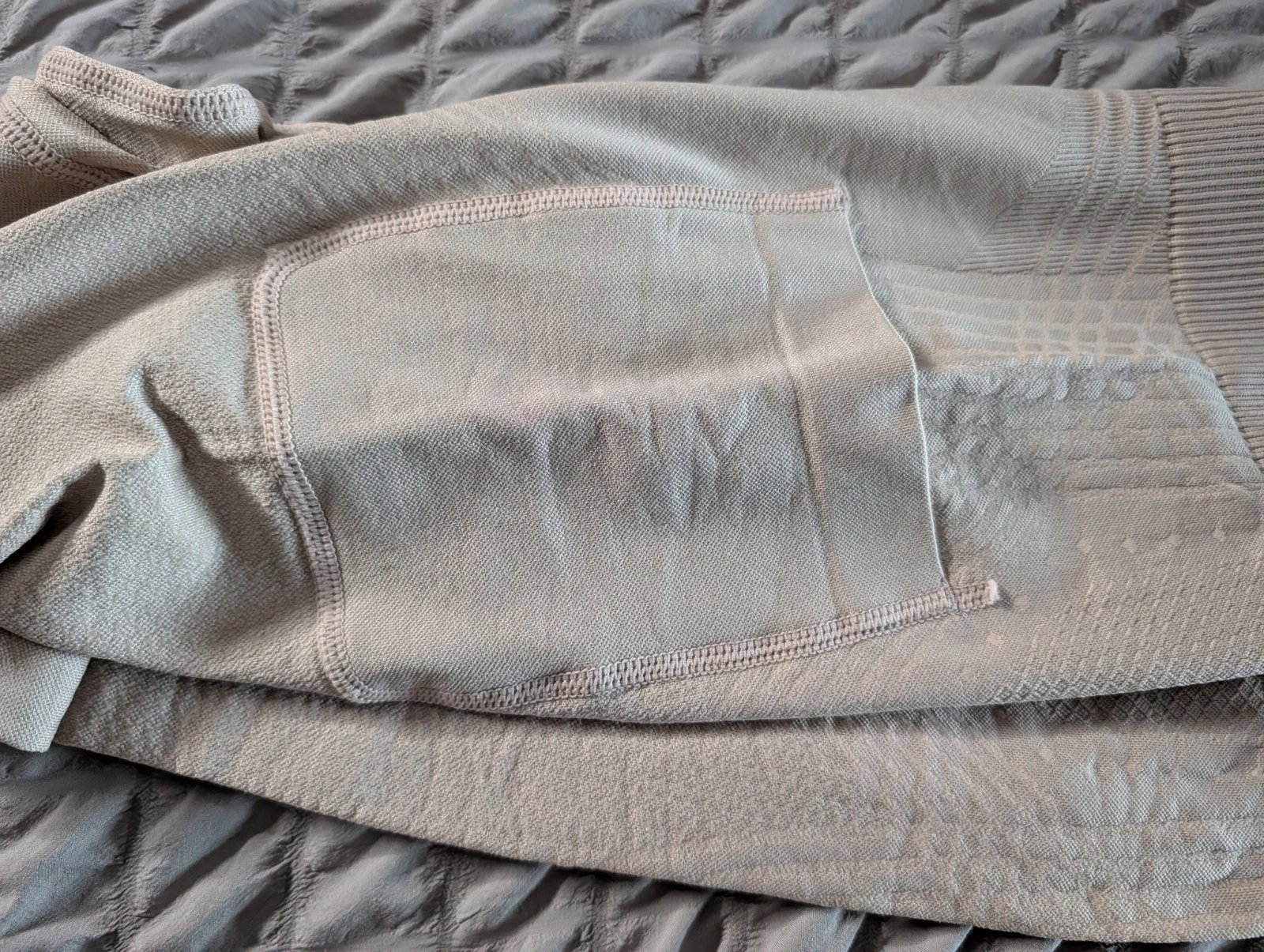 Cellumove Biege Leggings with Pockets S, Cellumove, S, New condition — preloved on SilentSale®