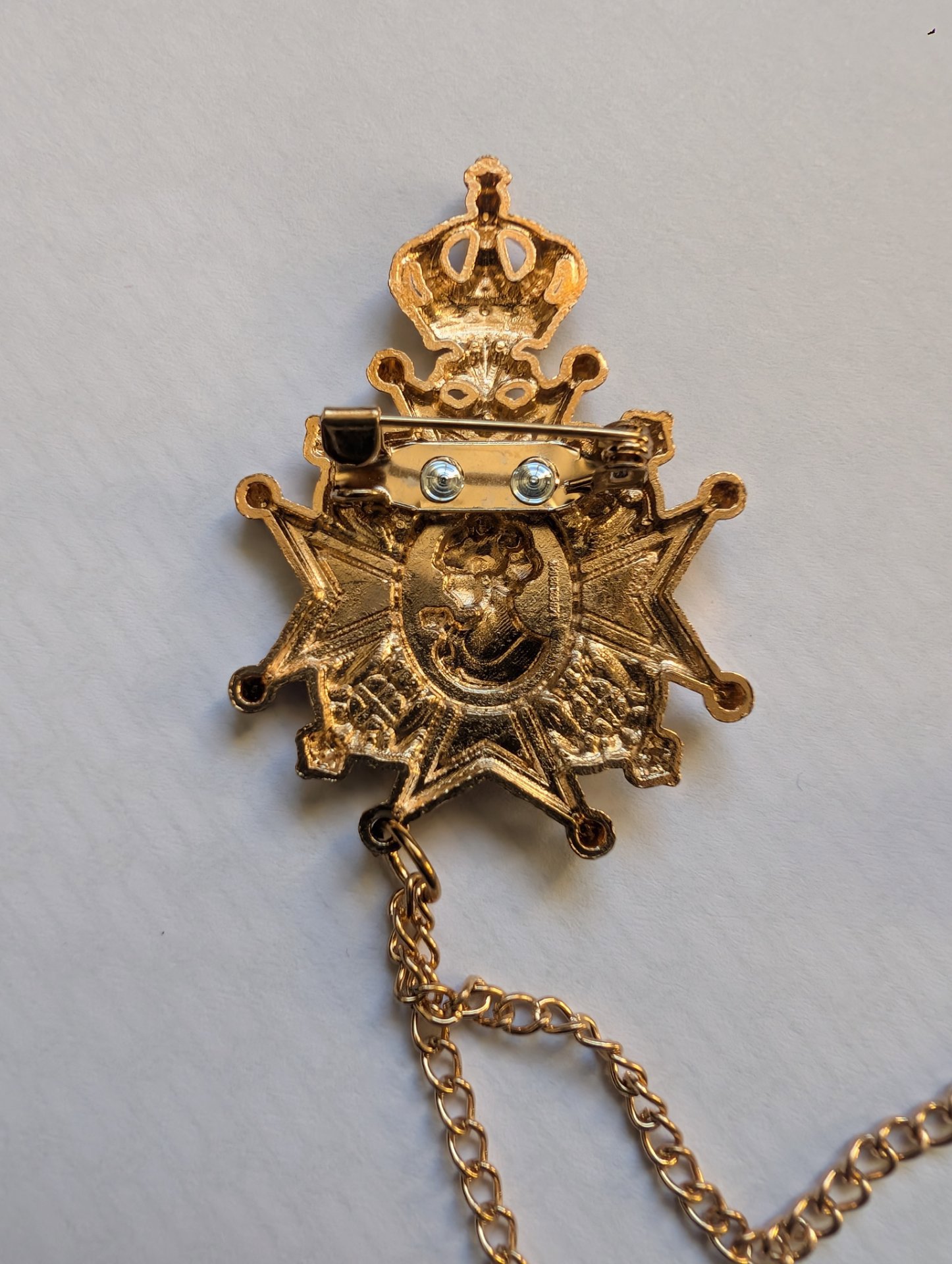 Knighthood Gold Cross Accessories Lapel Pin, with Chain and Boxed, Knighthood, One Size, Excellent condition — preloved on SilentSale®