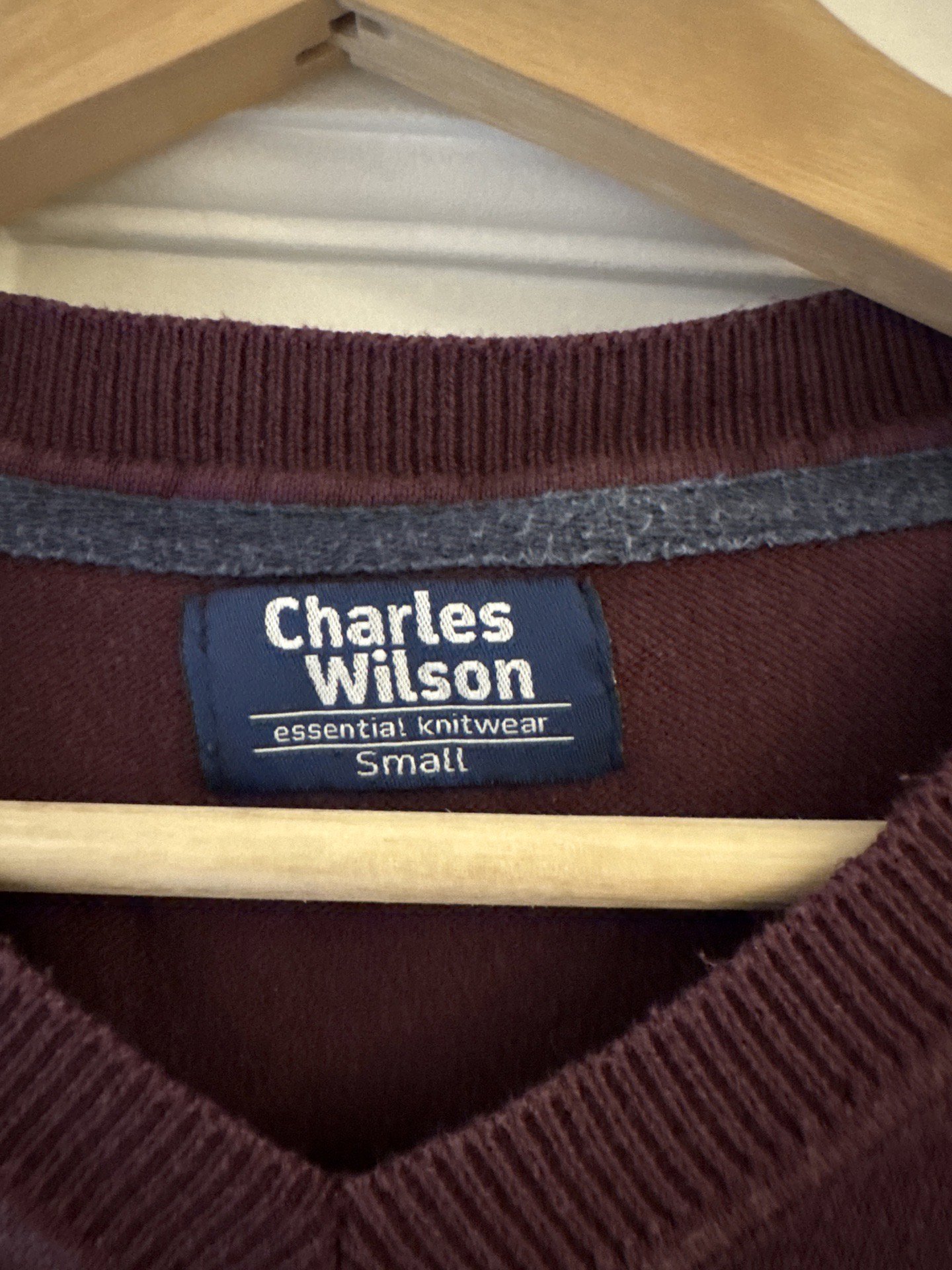 Charles Wilson Burgundy V-Neck Knit Jumper Small, Charles Wilson, S, Excellent condition — preloved on SilentSale®