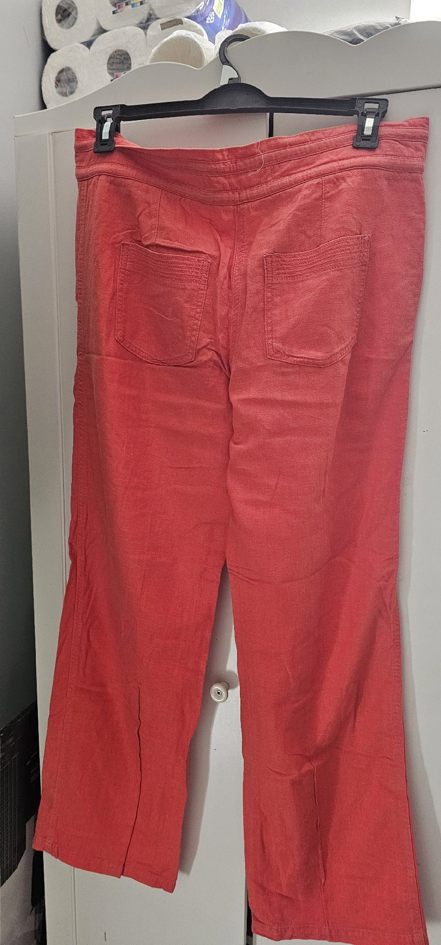 Trousers, parallel, W24 L28, Good condition — preloved on SilentSale®