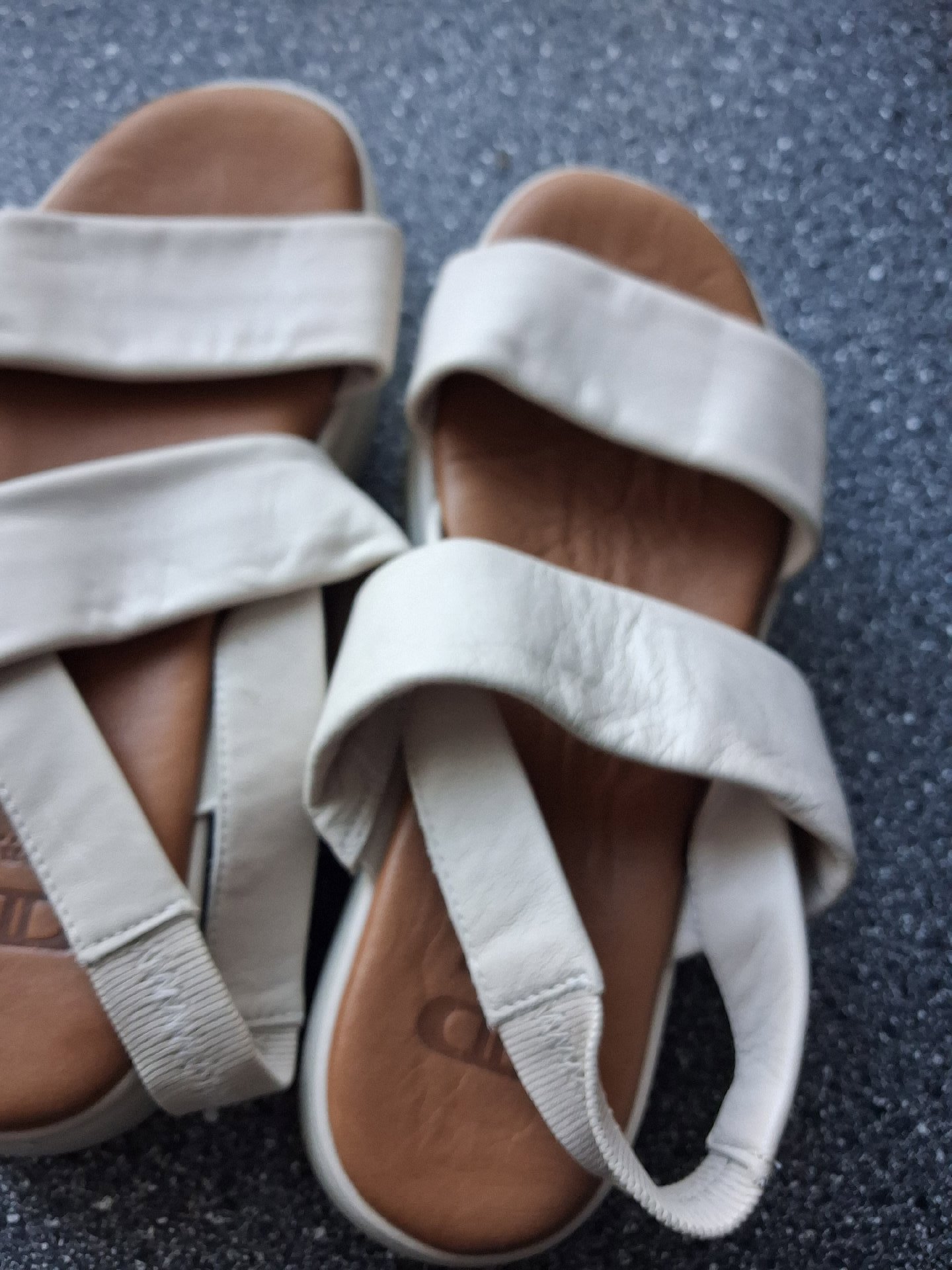 Dune White Leather Platform Sandals – UK 4, Dune, 4, Excellent condition — preloved on SilentSale®