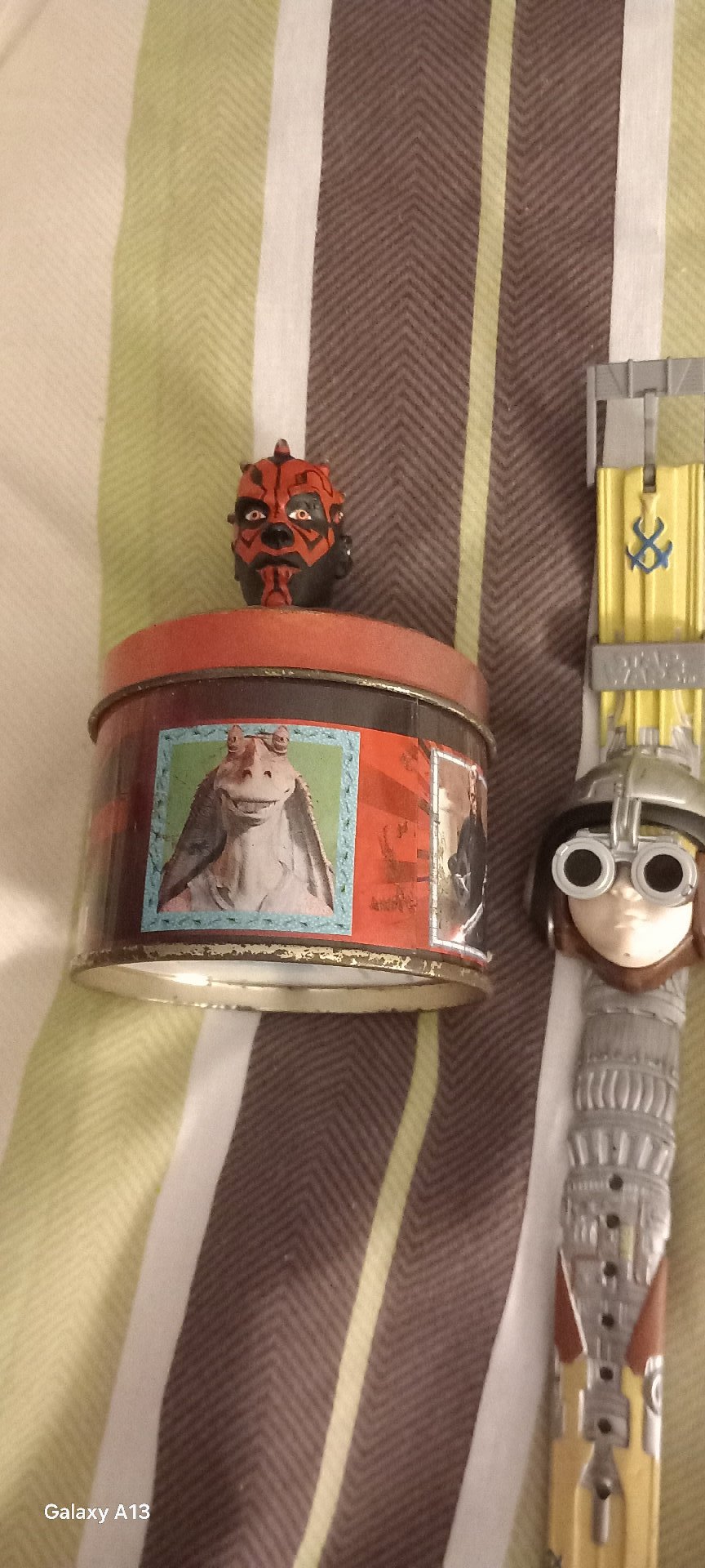 Star Wars Anakin Skywalker Digital Watch and Darth Maul Figure, Star Wars, Collector's Edition, Good condition — preloved on SilentSale®