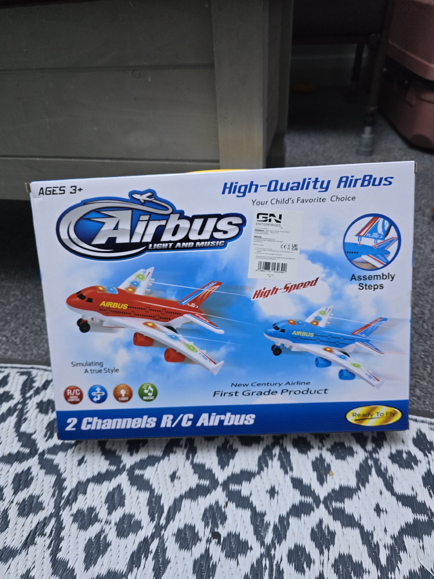 Airbus 2 Channels R/C Airplane Toy for Ages 3+, Airbus, One Size, New condition — preloved on SilentSale®