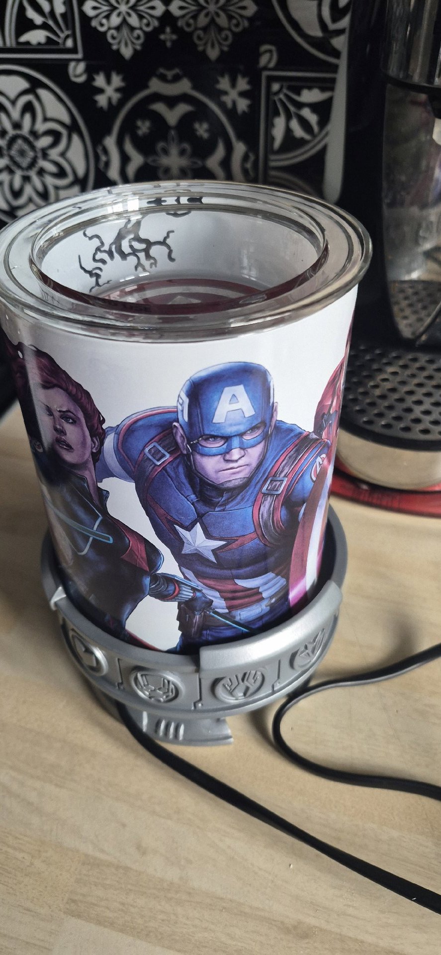 Scentsy Avengers Themed Electric Wax Melt Burner, Scentsy, Medium, Excellent condition — preloved on SilentSale®