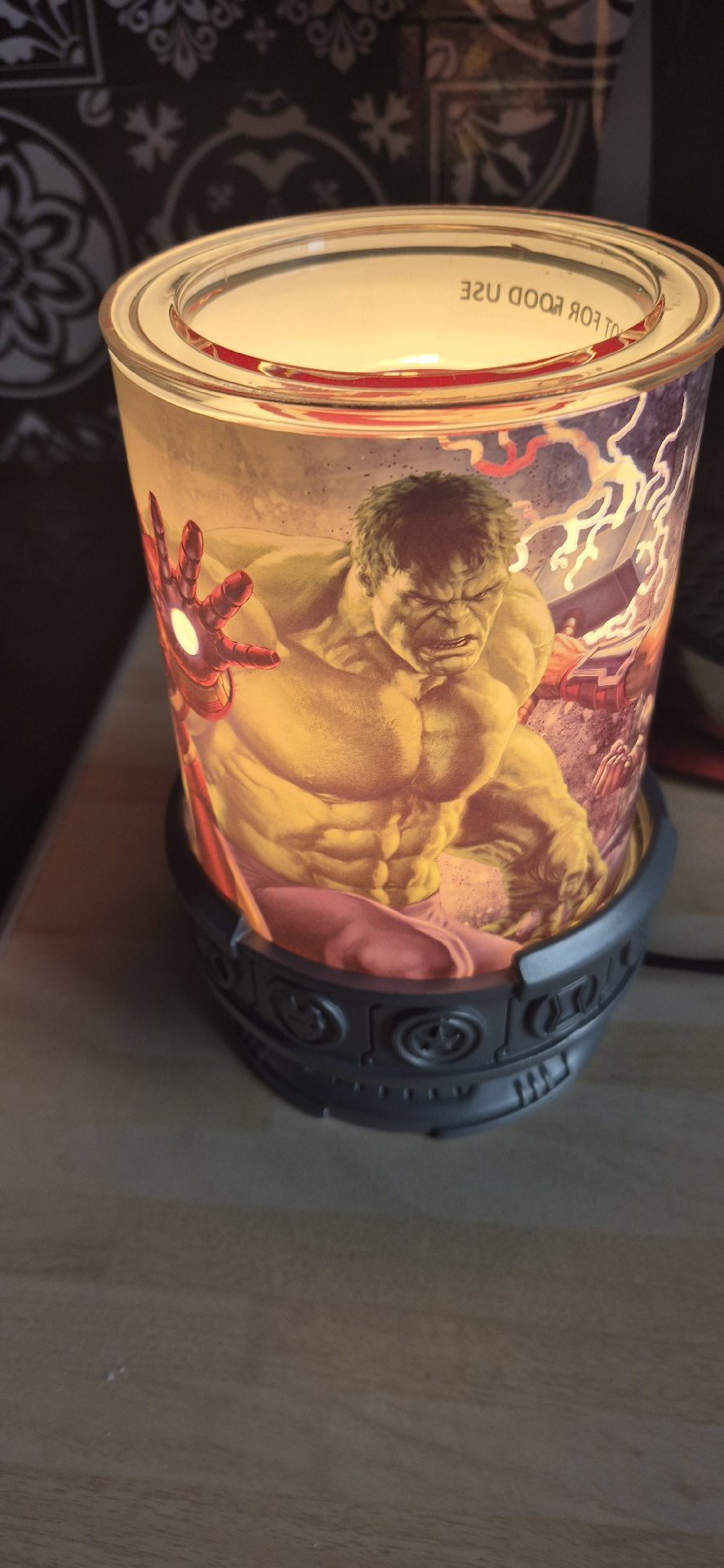 Scentsy Avengers Themed Electric Wax Melt Burner, Scentsy, Medium, Excellent condition — preloved on SilentSale®
