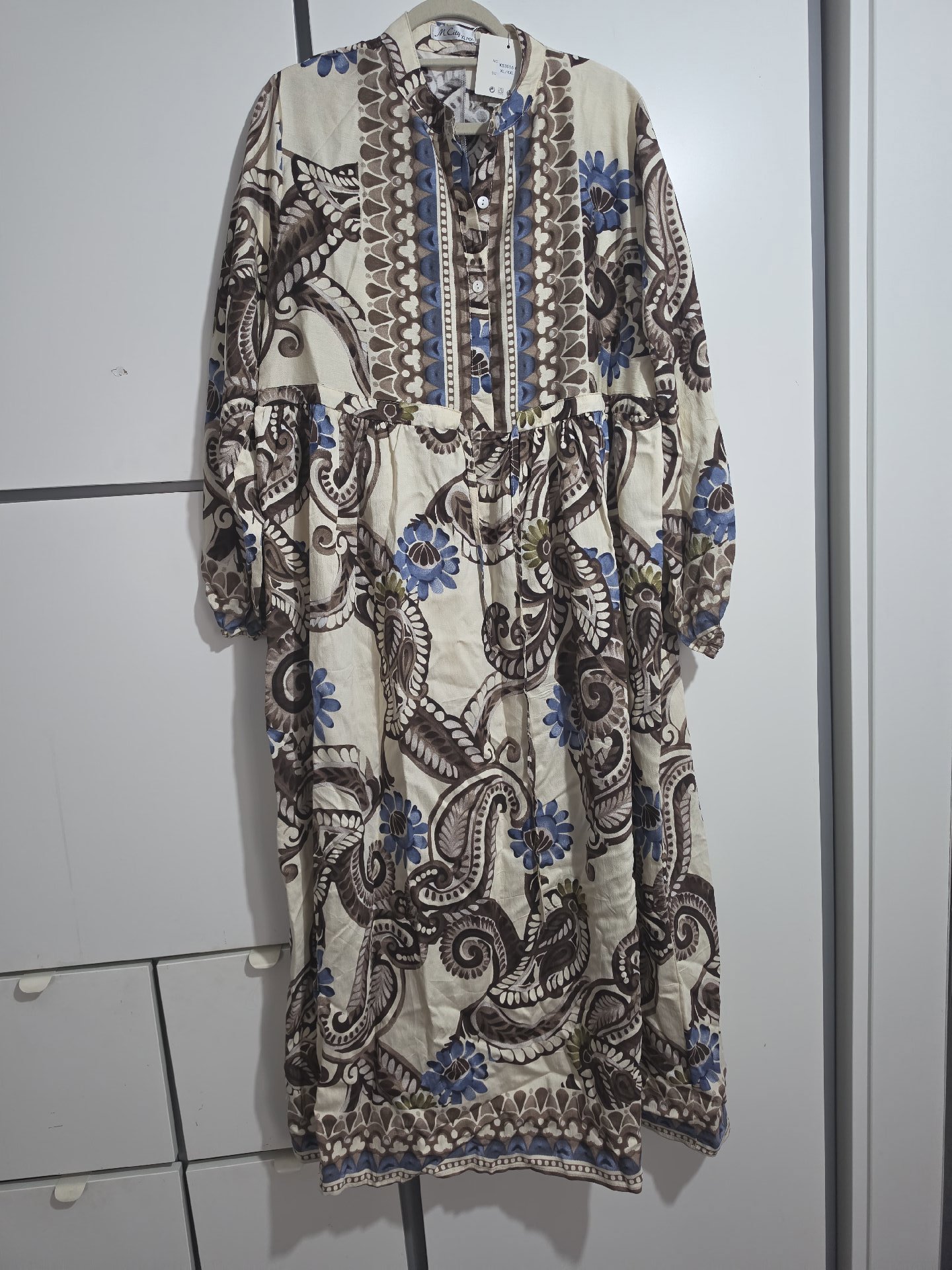 Ladies summer long dress , Unbranded, 18, New condition — preloved on SilentSale®