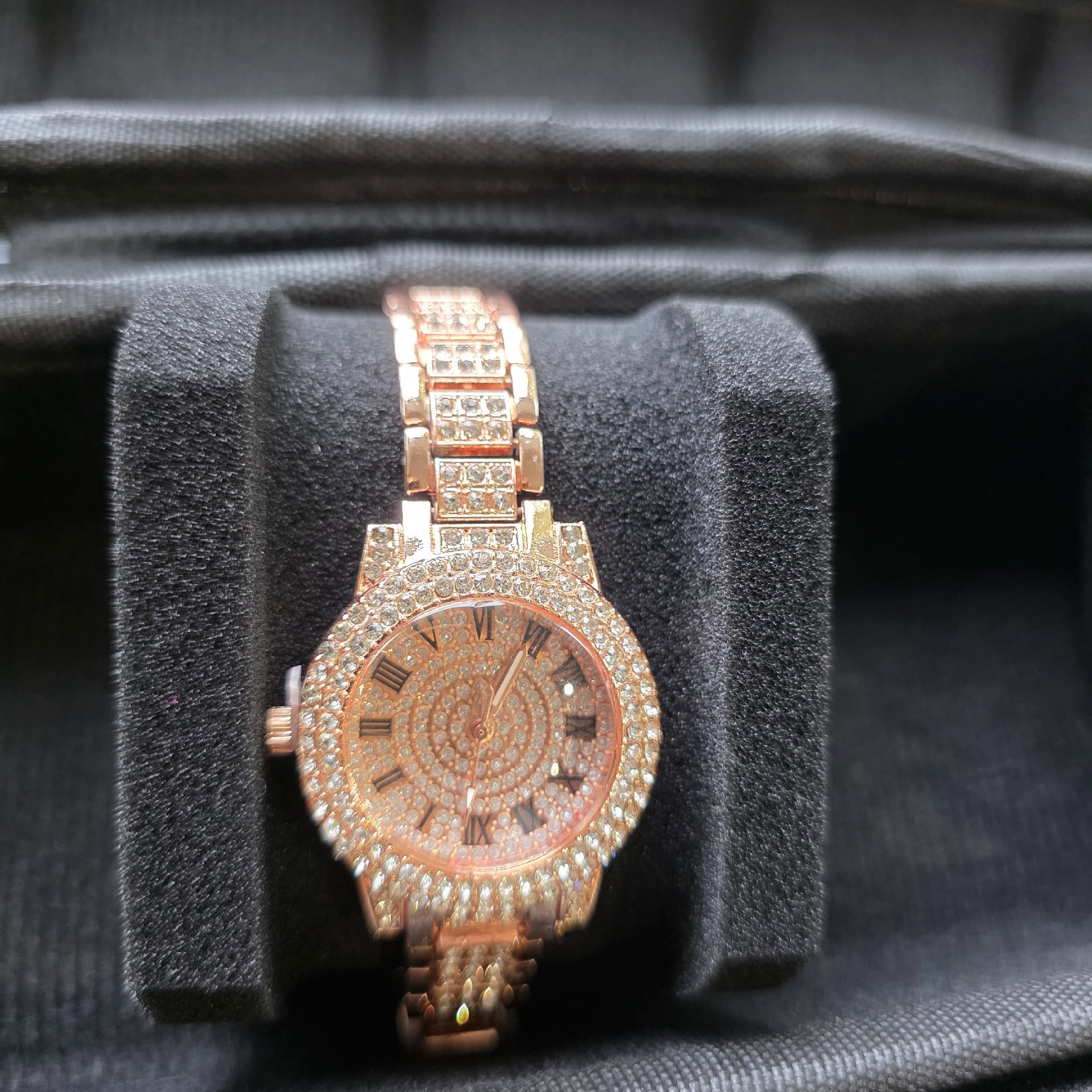 Rose Gold Tone Crystal Set Ladies Wristwatch, Unbranded, One Size, Excellent condition — preloved on SilentSale®