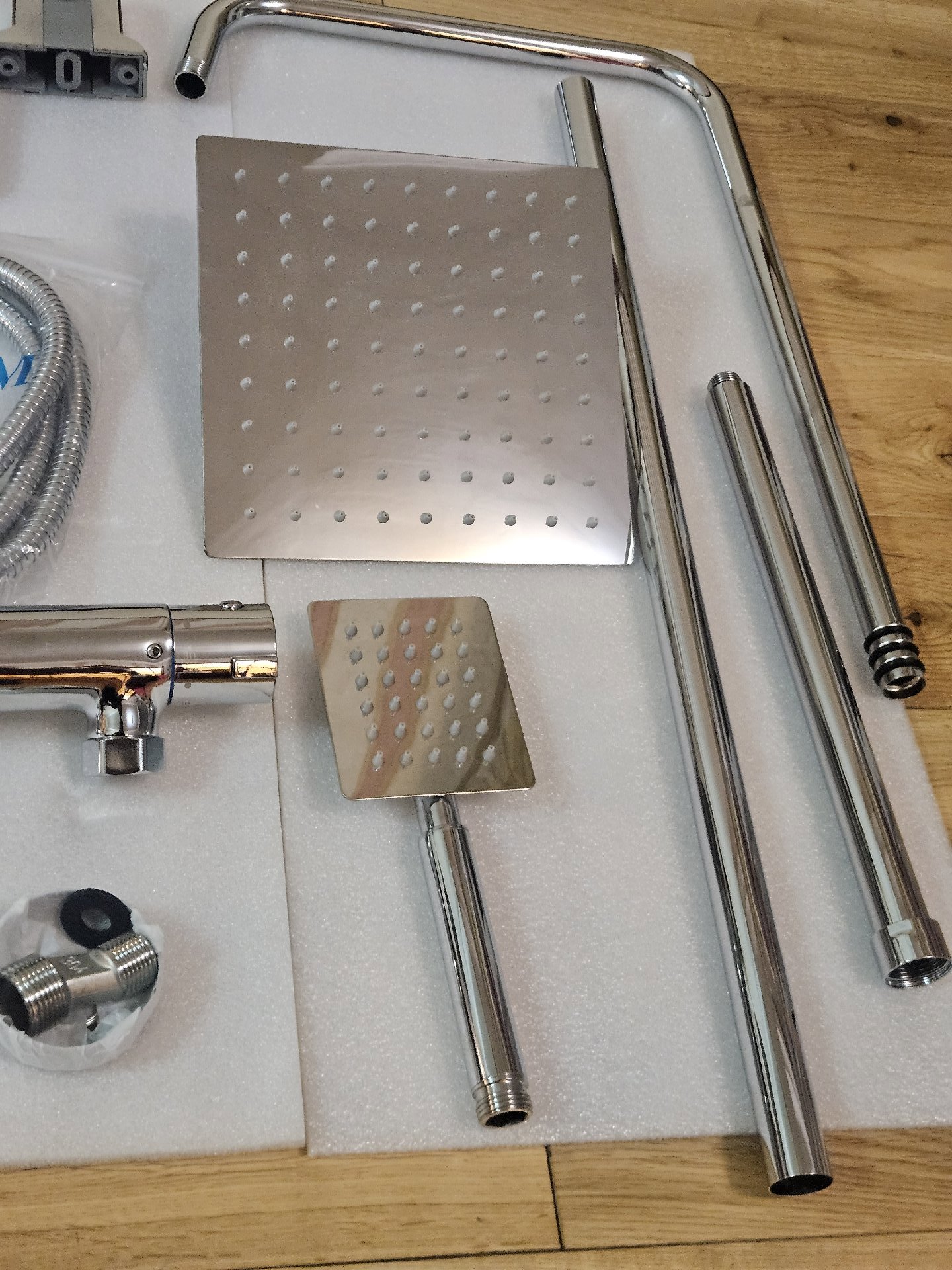 Chrome Thermostatic Exposed Bathroom Shower Mixer Square Twin Head Large Bar Set, Unbranded, Extra Large, New condition — preloved on SilentSale®