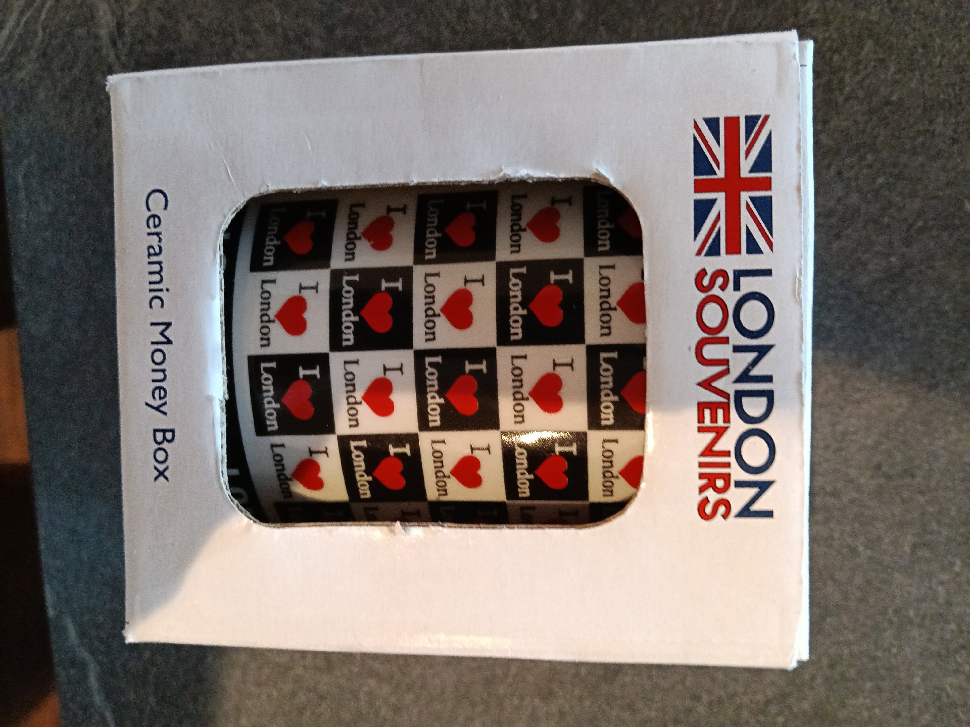 London Souvenirs Ceramic Money Box, Unbranded, One Size, Excellent condition — preloved on SilentSale®
